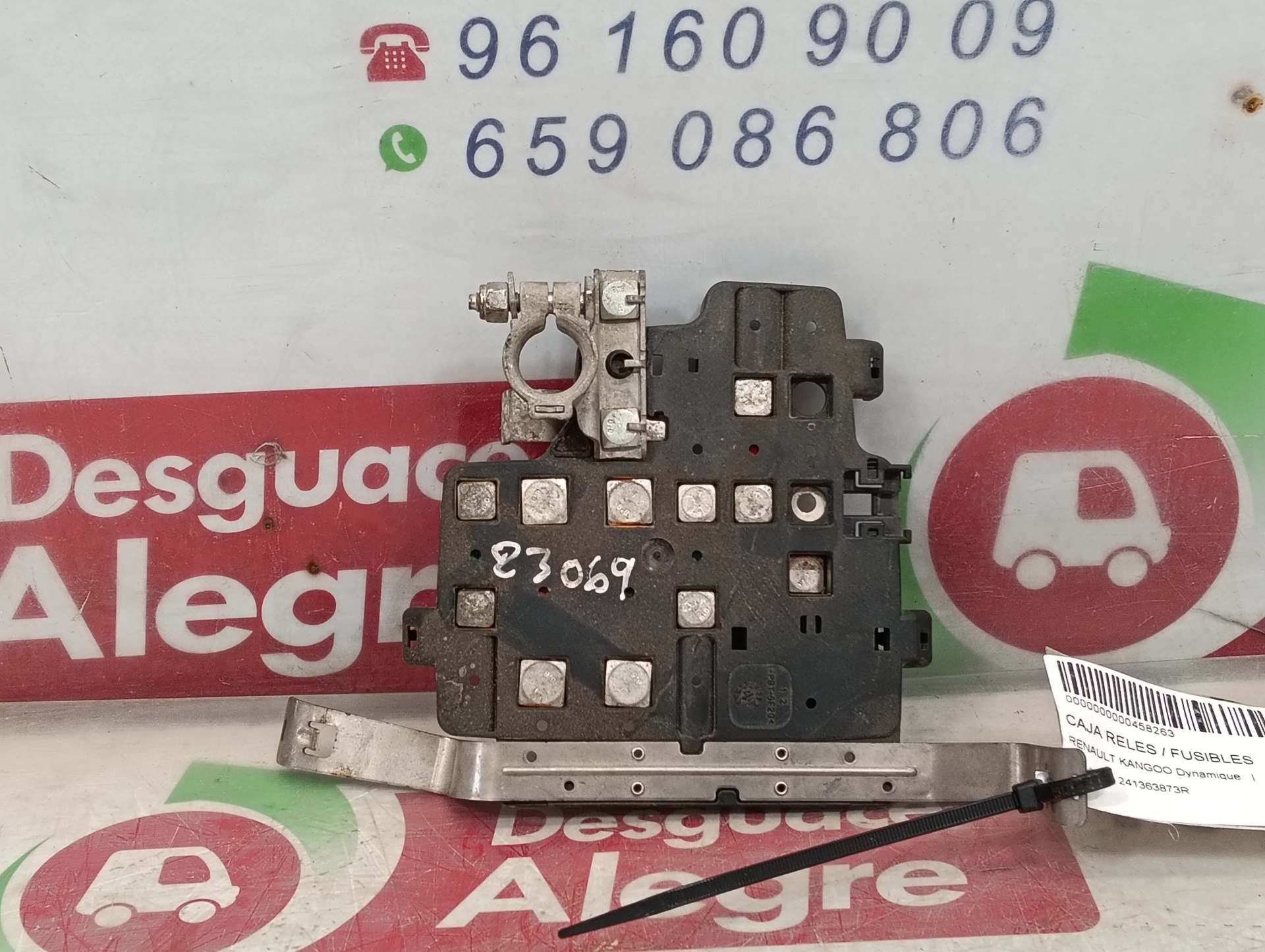 RENAULT KANGOO II CAJA RELES FUSIBLES RENAULT KANGOO II CAJA RELES FUSIBLES