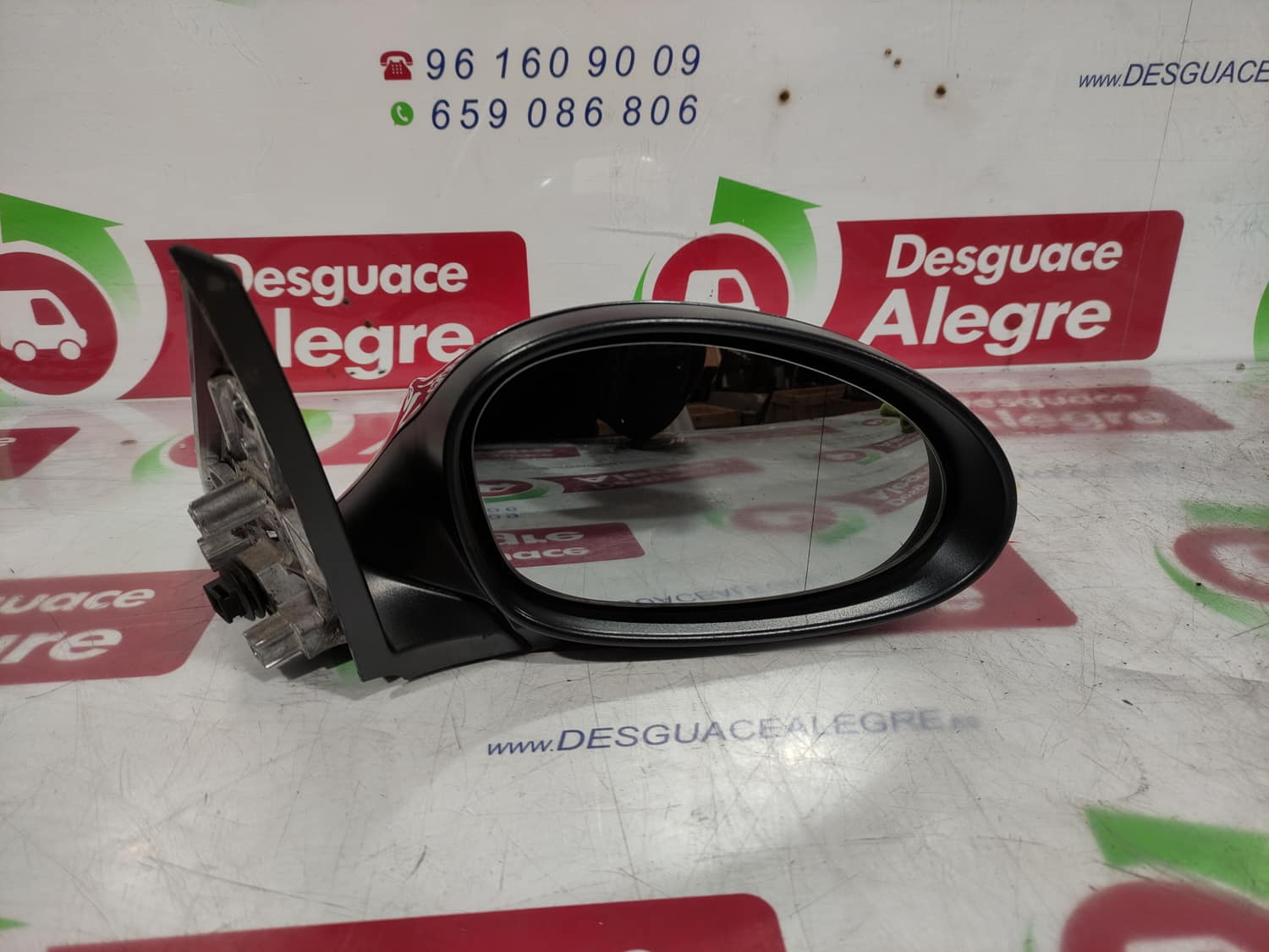 BMW 1 BERLINA RETROVISOR DERECHO BMW 1 BERLINA RETROVISOR DERECHO