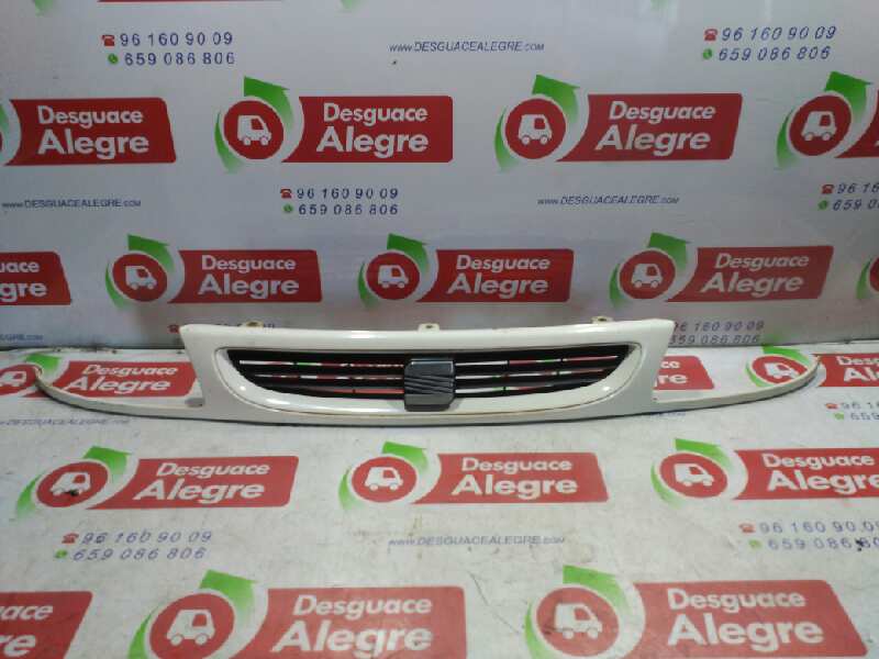 SEAT CORDOBA BERLINA REJILLA DELANTERA SEAT CORDOBA BERLINA REJILLA DELANTERA