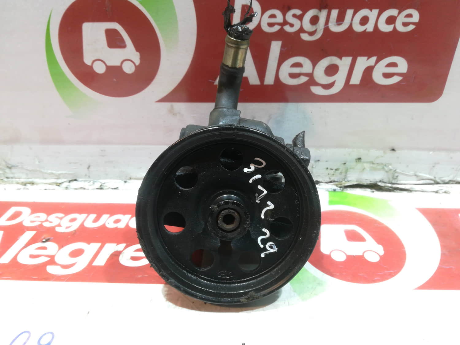 FORD FOCUS BERLINA BOMBA DIRECCION FORD FOCUS BERLINA BOMBA DIRECCION