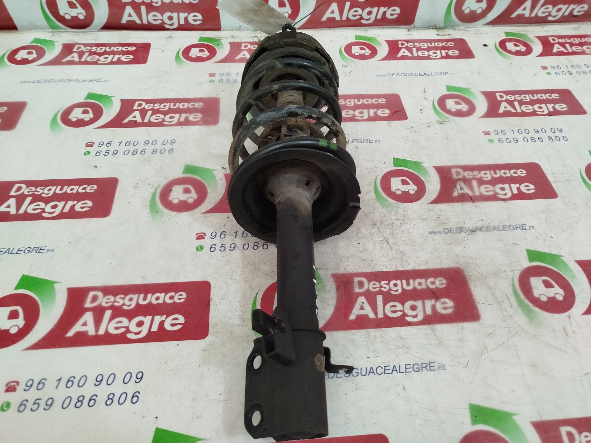 RENAULT MEGANE I FASE 2 BERLINA AMORTIGUADOR DELANTERO DERECHO RENAULT MEGANE I FASE 2 BERLINA AMORTIGUADOR DELANTERO DERECHO