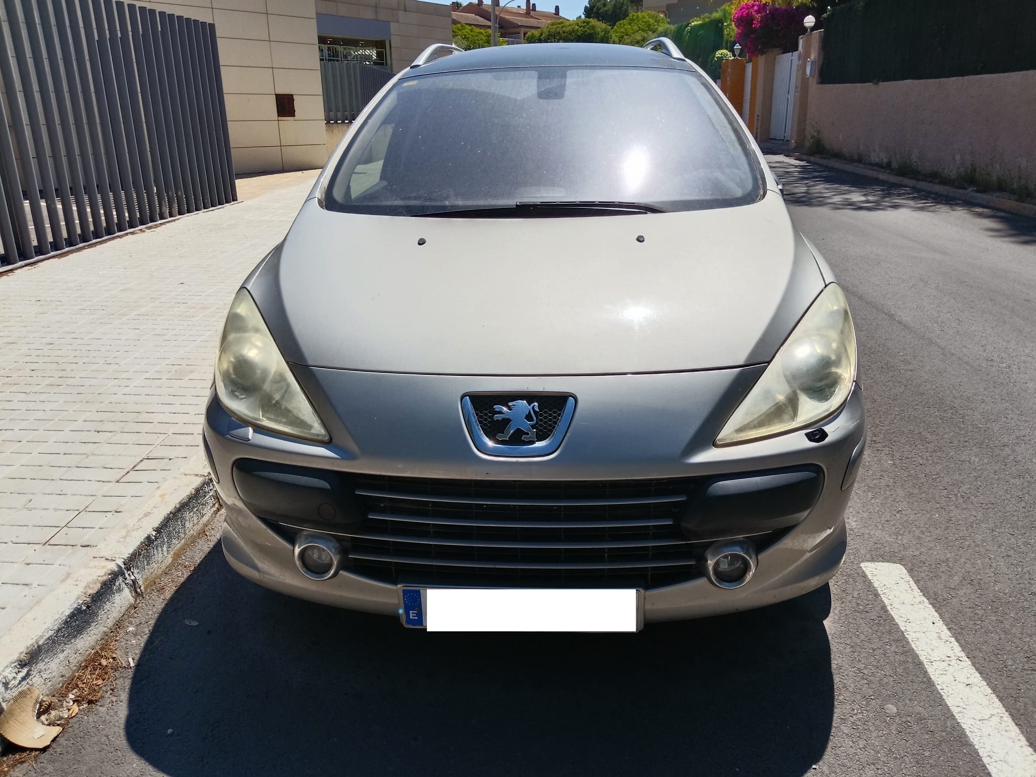 PEUGEOT 307 BREAK SW REFUERZO PARAGOLPES DELANTERO PEUGEOT 307 BREAK SW REFUERZO PARAGOLPES DELANTERO