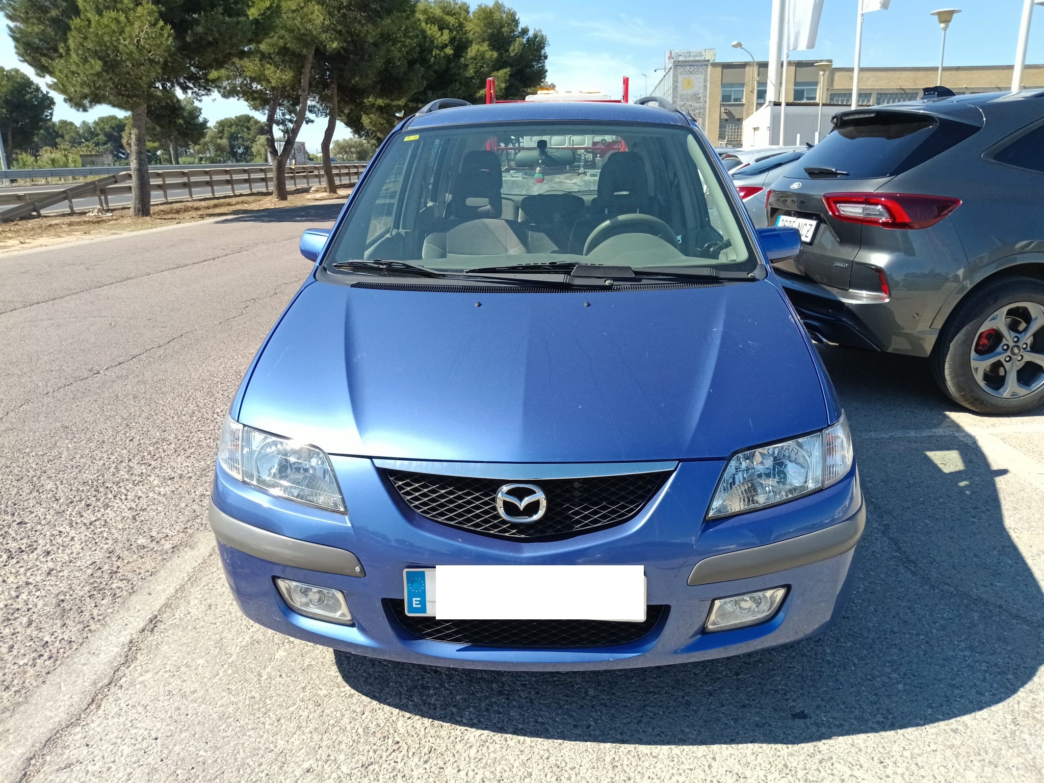 MAZDA PREMACY PORTON TRASERO