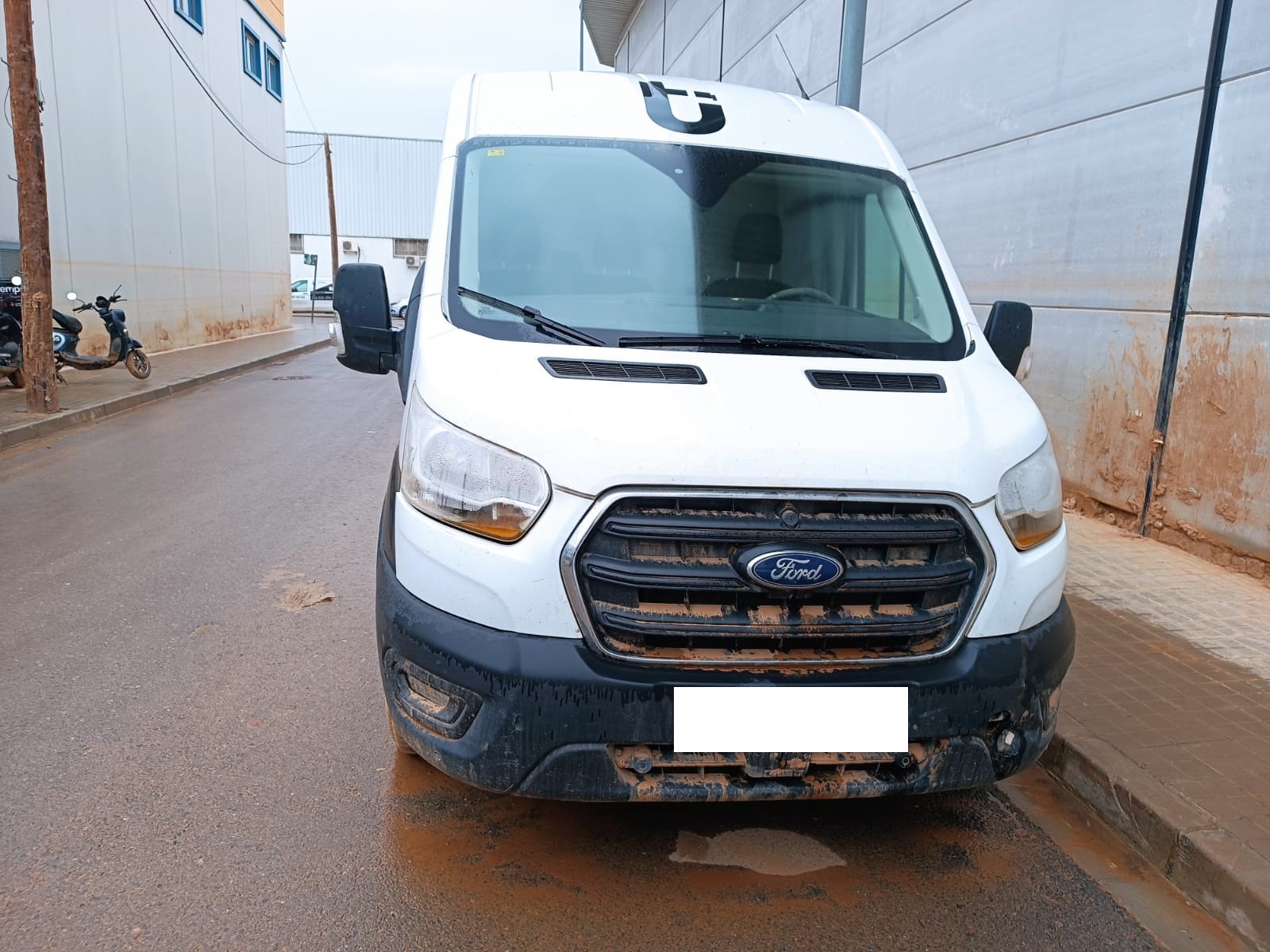 FORD TRANSIT FURGÓN PORTON TRASERO IZQUIERDO