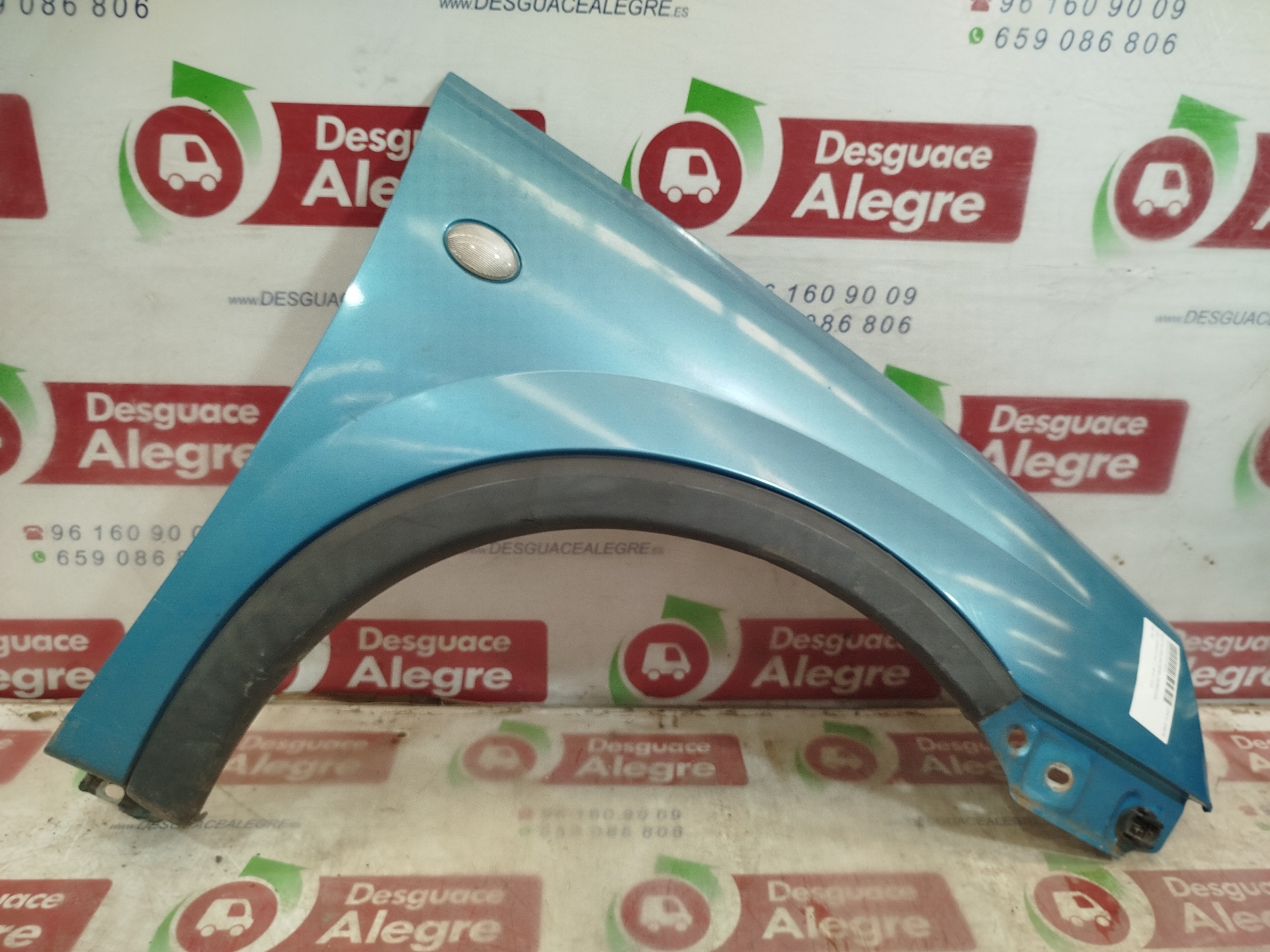 OPEL CORSA C ALETA DELANTERA DERECHA OPEL CORSA C ALETA DELANTERA DERECHA