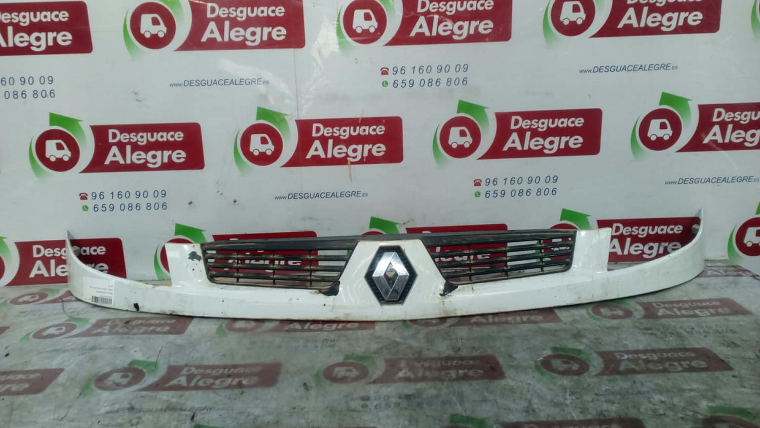 RENAULT KANGOO I REJILLA DELANTERA RENAULT KANGOO I REJILLA DELANTERA