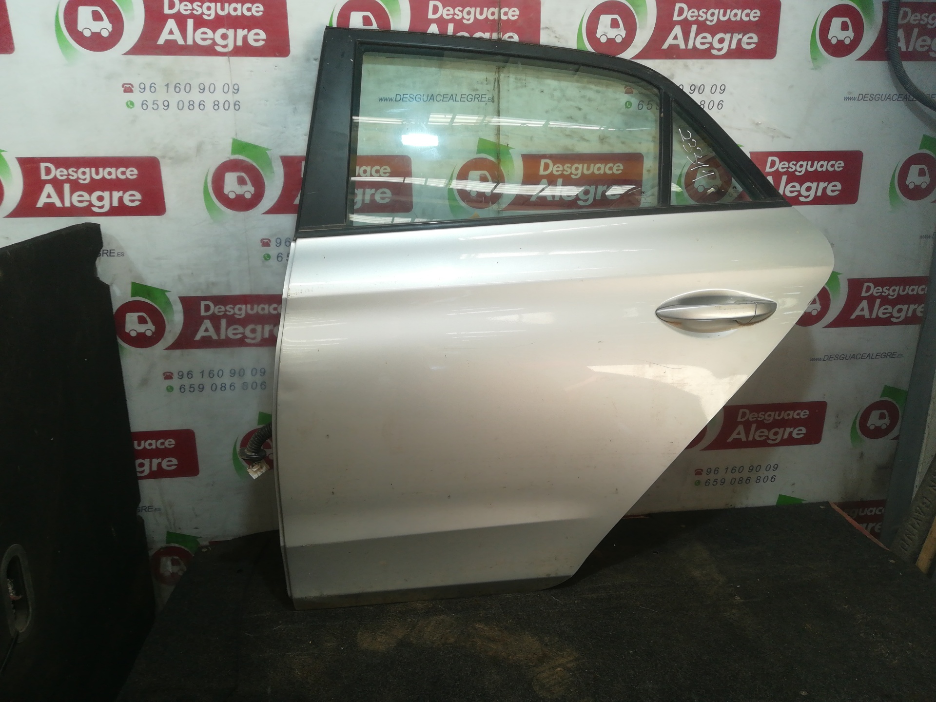 HYUNDAI I20 ACTIVE PUERTA TRASERA IZQUIERDA HYUNDAI I20 ACTIVE PUERTA TRASERA IZQUIERDA