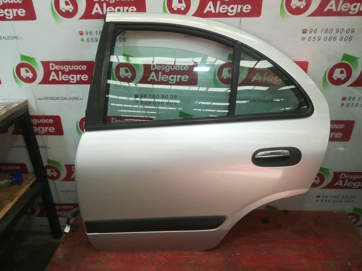 NISSAN ALMERA PUERTA TRASERA IZQUIERDA NISSAN ALMERA PUERTA TRASERA IZQUIERDA