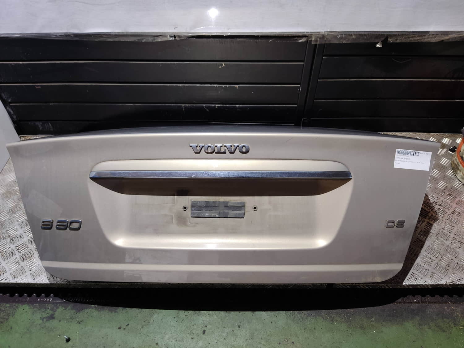 VOLVO S80 BERLINA TAPA MALETERO VOLVO S80 BERLINA TAPA MALETERO