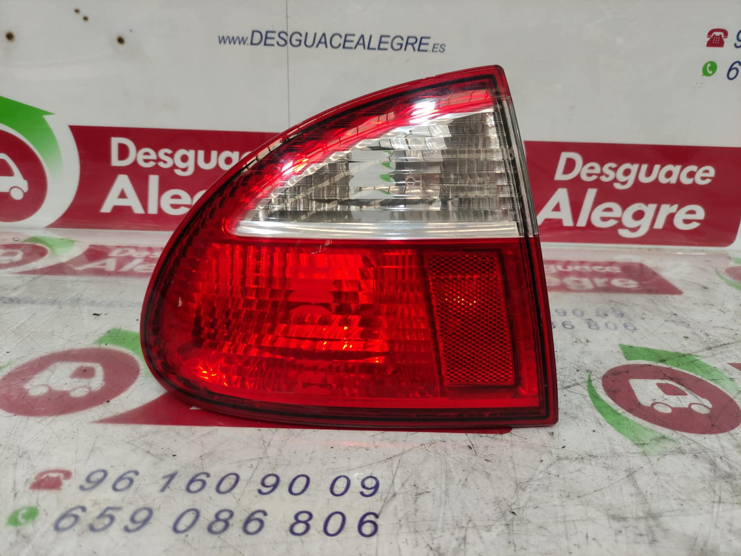 SEAT LEON PILOTO TRASERO IZQUIERDO SEAT LEON PILOTO TRASERO IZQUIERDO