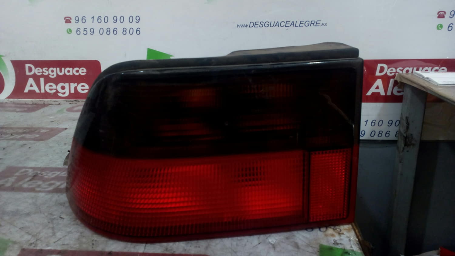 SAAB 9000 CD PILOTO TRASERO IZQUIERDO SAAB 9000 CD PILOTO TRASERO IZQUIERDO
