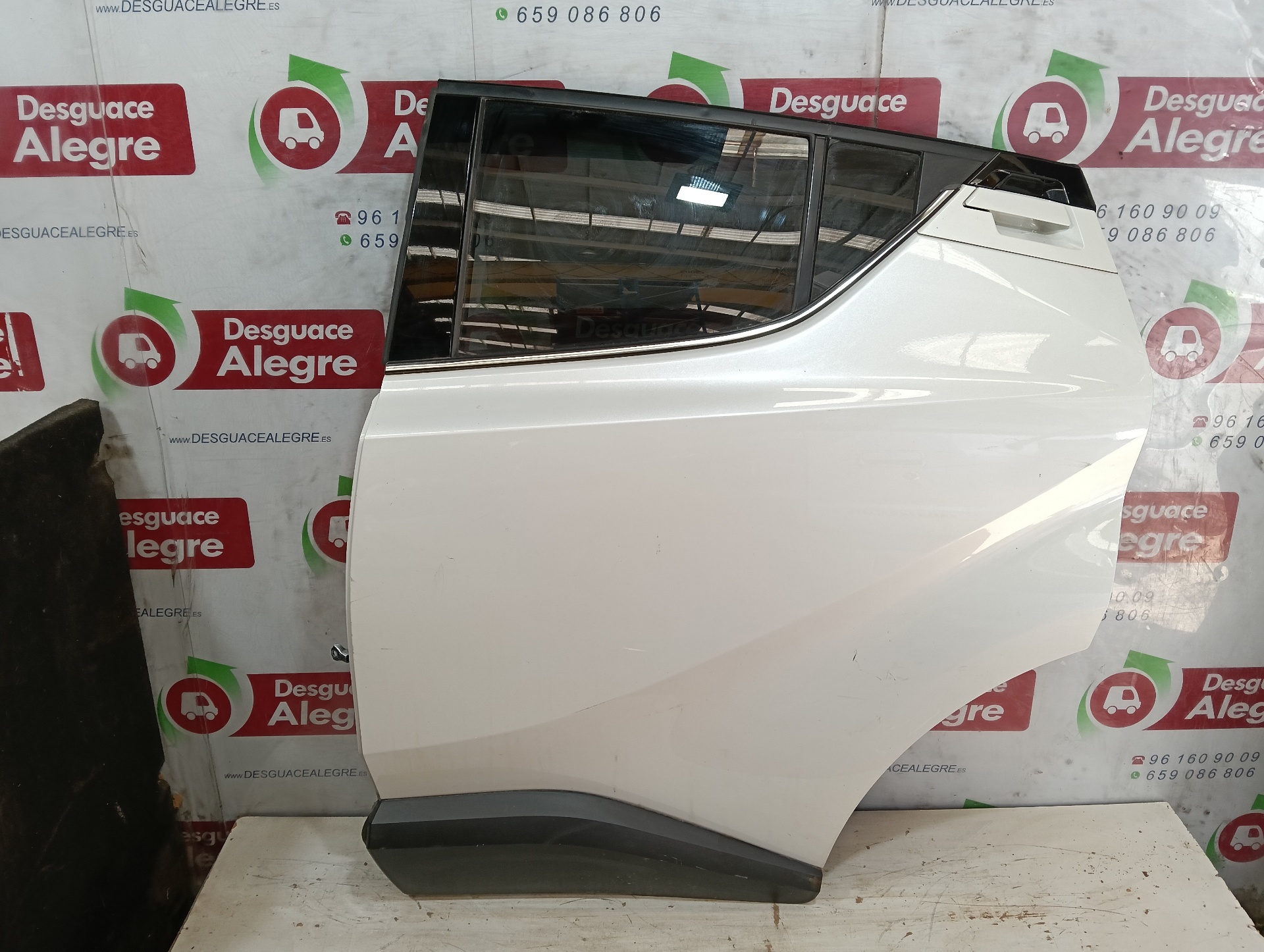 TOYOTA C-HR PUERTA TRASERA IZQUIERDA TOYOTA C-HR PUERTA TRASERA IZQUIERDA