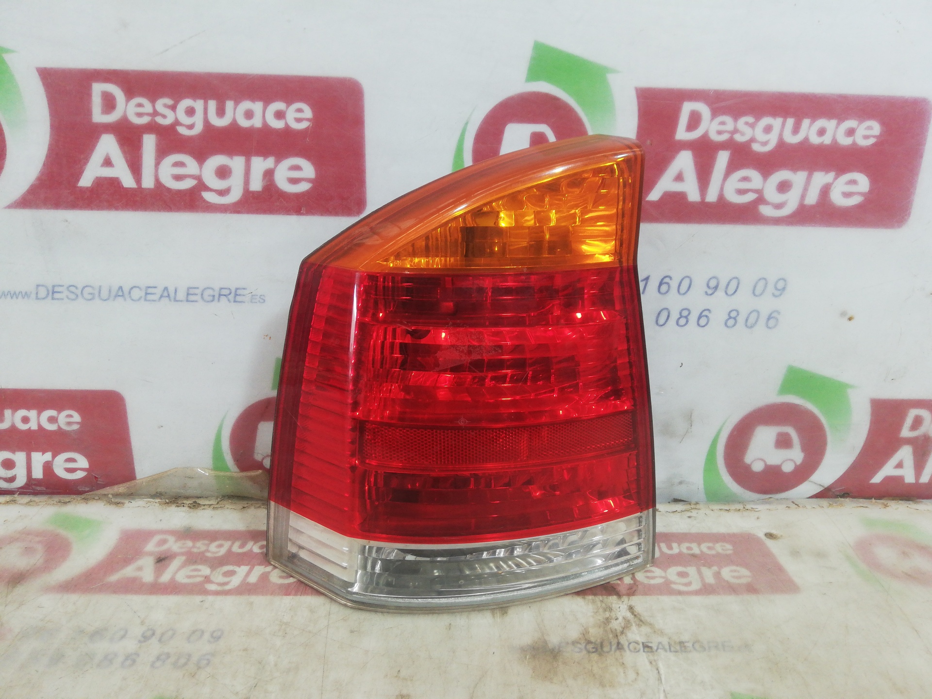 OPEL VECTRA C BERLINA PILOTO TRASERO IZQUIERDO OPEL VECTRA C BERLINA PILOTO TRASERO IZQUIERDO