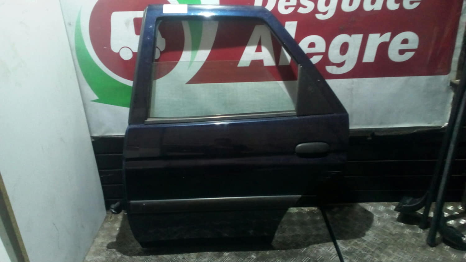 FORD ESCORT BERL.TURNIER PUERTA TRASERA IZQUIERDA FORD ESCORT BERL.TURNIER PUERTA TRASERA IZQUIERDA