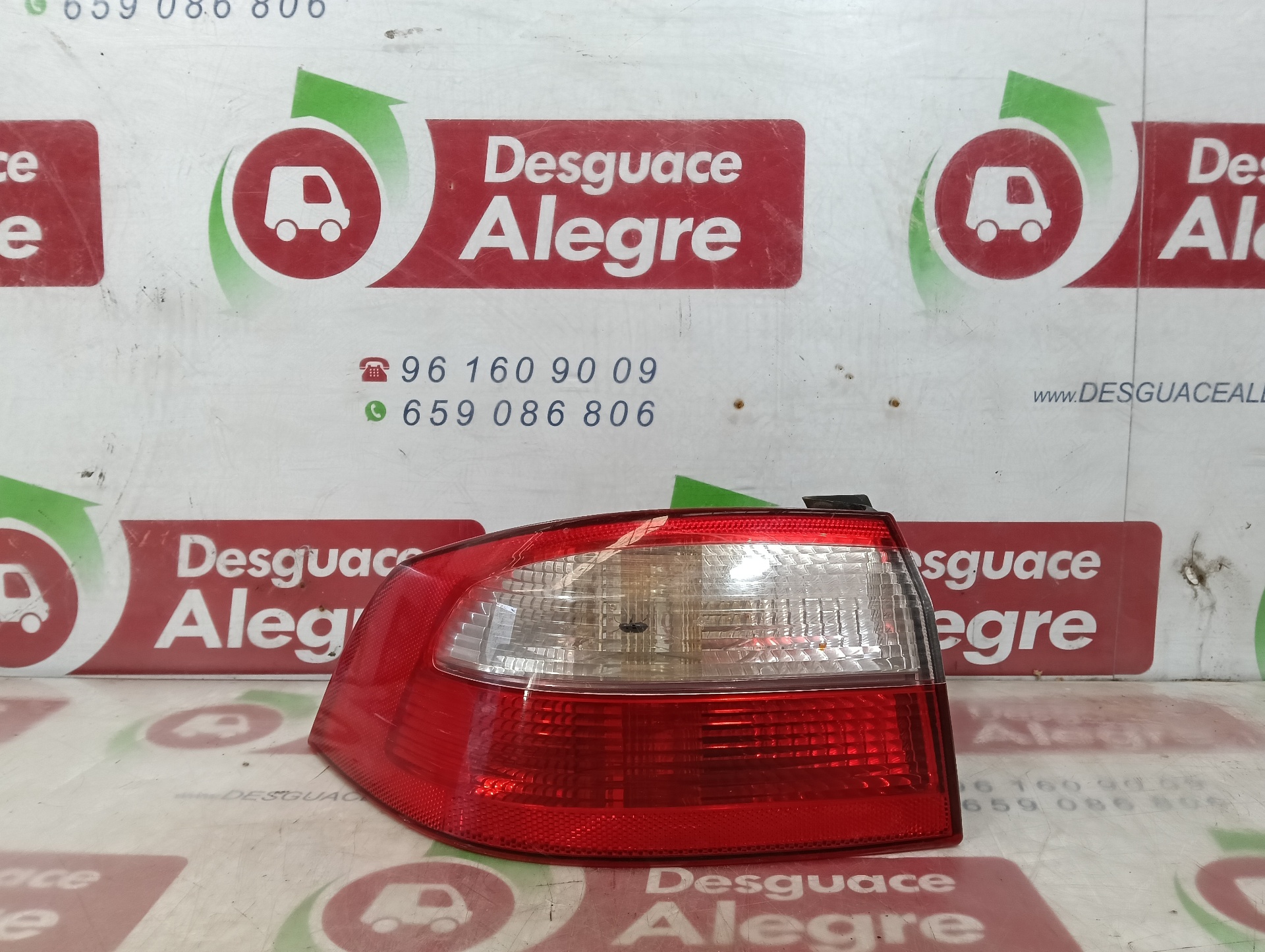 RENAULT LAGUNA II PILOTO TRASERO IZQUIERDO RENAULT LAGUNA II PILOTO TRASERO IZQUIERDO