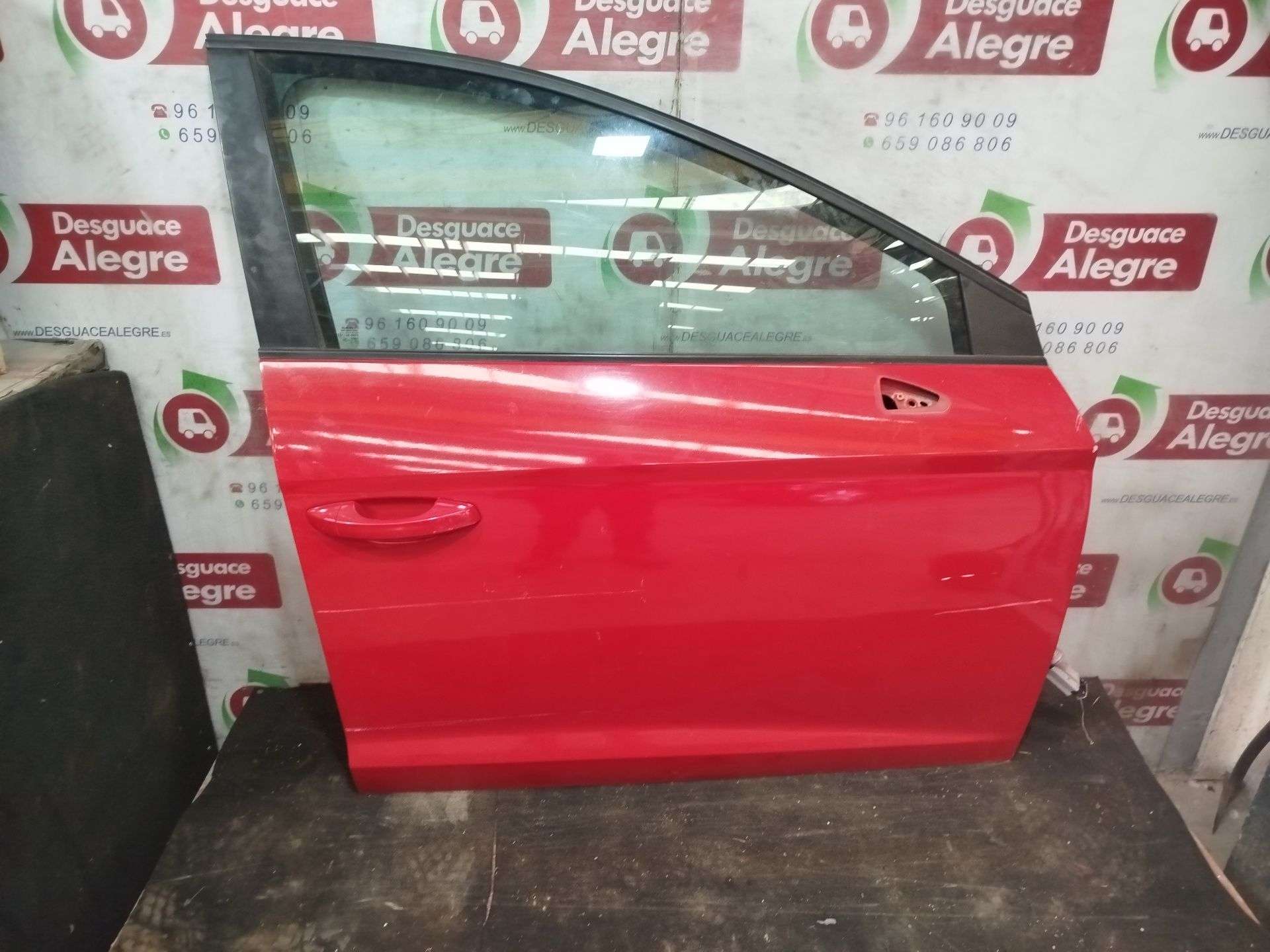 SEAT LEON PUERTA DELANTERA DERECHA SEAT LEON PUERTA DELANTERA DERECHA