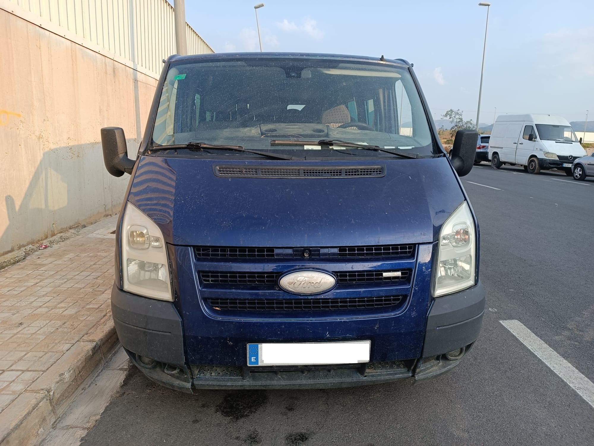 FORD TRANSIT CAJA ABIERTA ALETA DELANTERA DERECHA FORD TRANSIT CAJA ABIERTA ALETA DELANTERA DERECHA