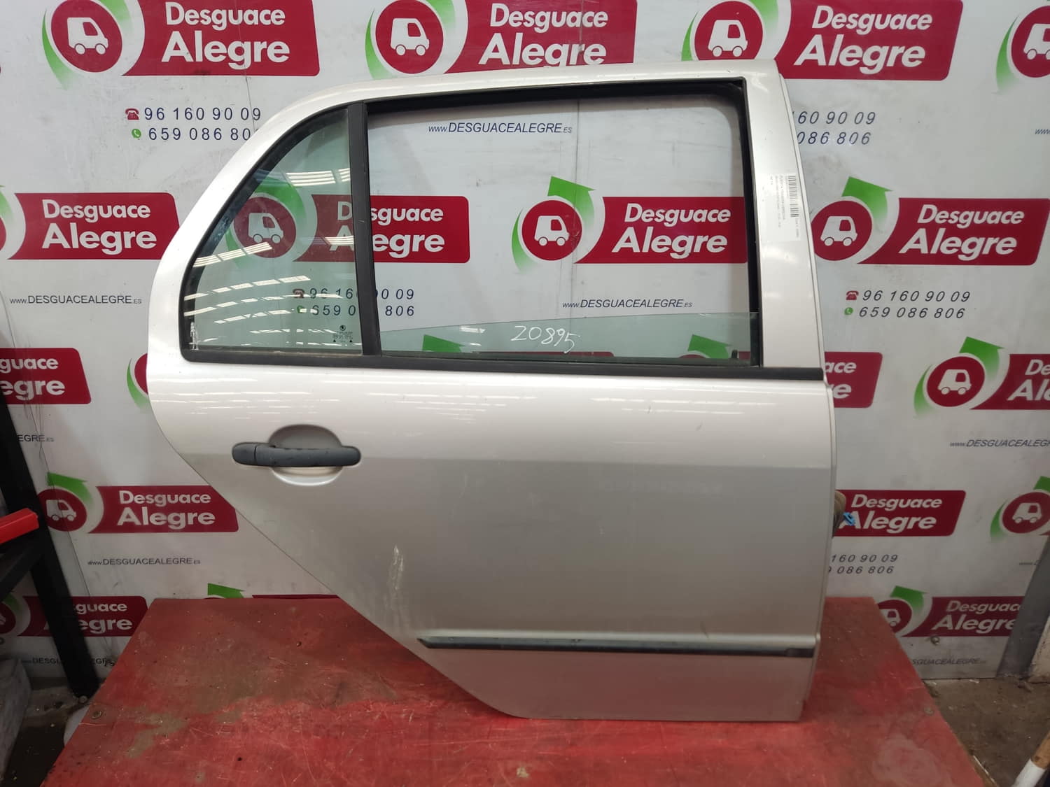 SKODA FABIA PUERTA TRASERA DERECHA SKODA FABIA PUERTA TRASERA DERECHA