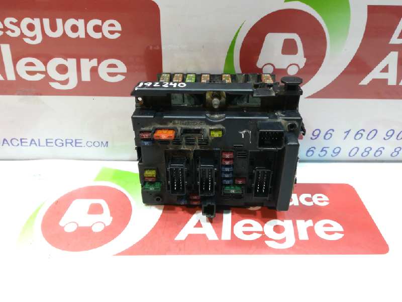 CITROEN XSARA BERLINA CAJA RELES FUSIBLES CITROEN XSARA BERLINA CAJA RELES FUSIBLES