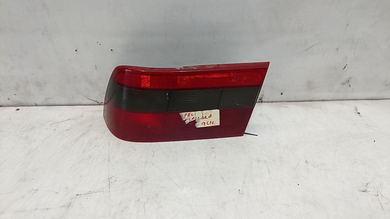 OPEL CALIBRA PILOTO TRASERO IZQUIERDO OPEL CALIBRA PILOTO TRASERO IZQUIERDO