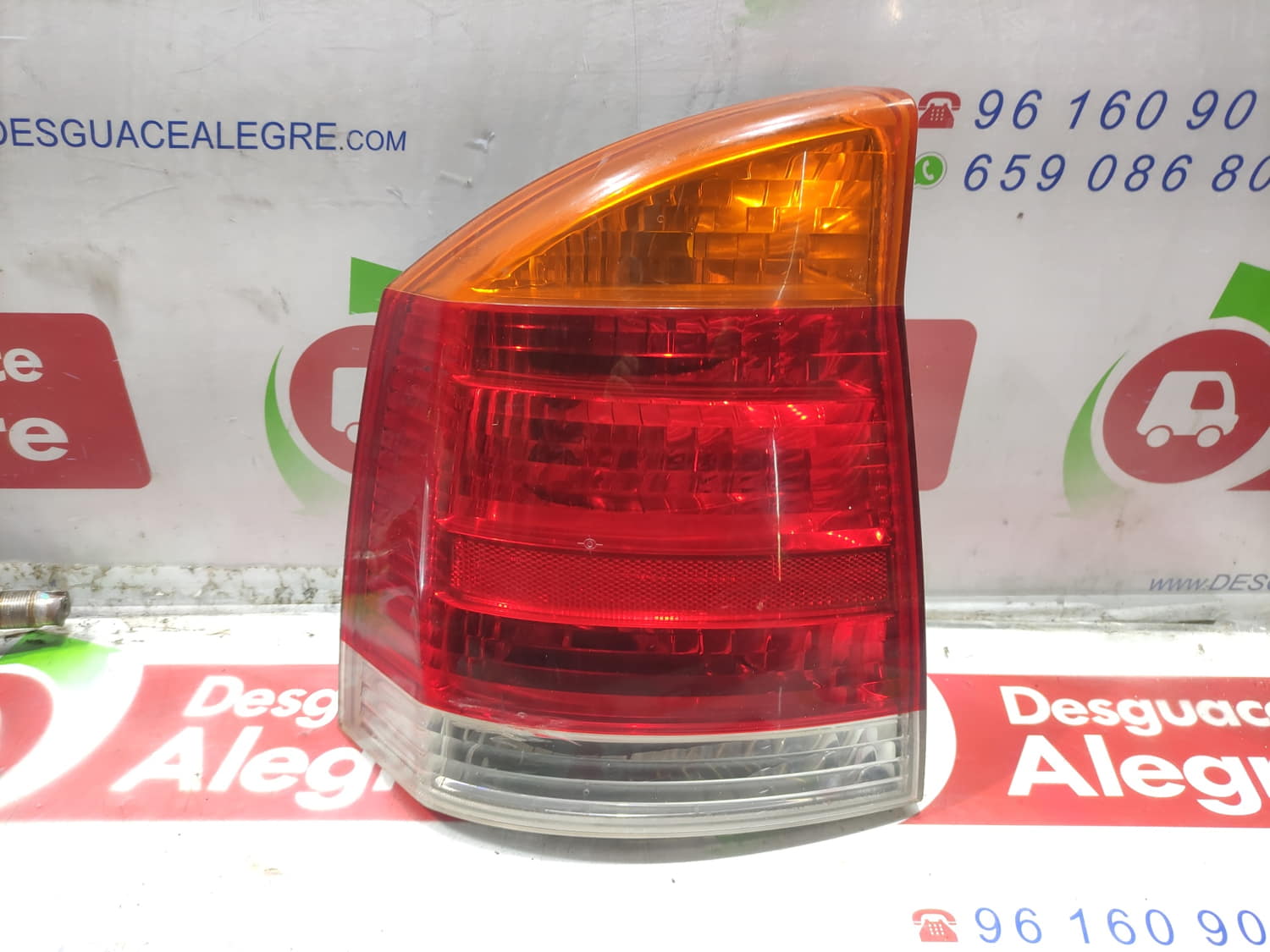 OPEL VECTRA C BERLINA PILOTO TRASERO IZQUIERDO OPEL VECTRA C BERLINA PILOTO TRASERO IZQUIERDO
