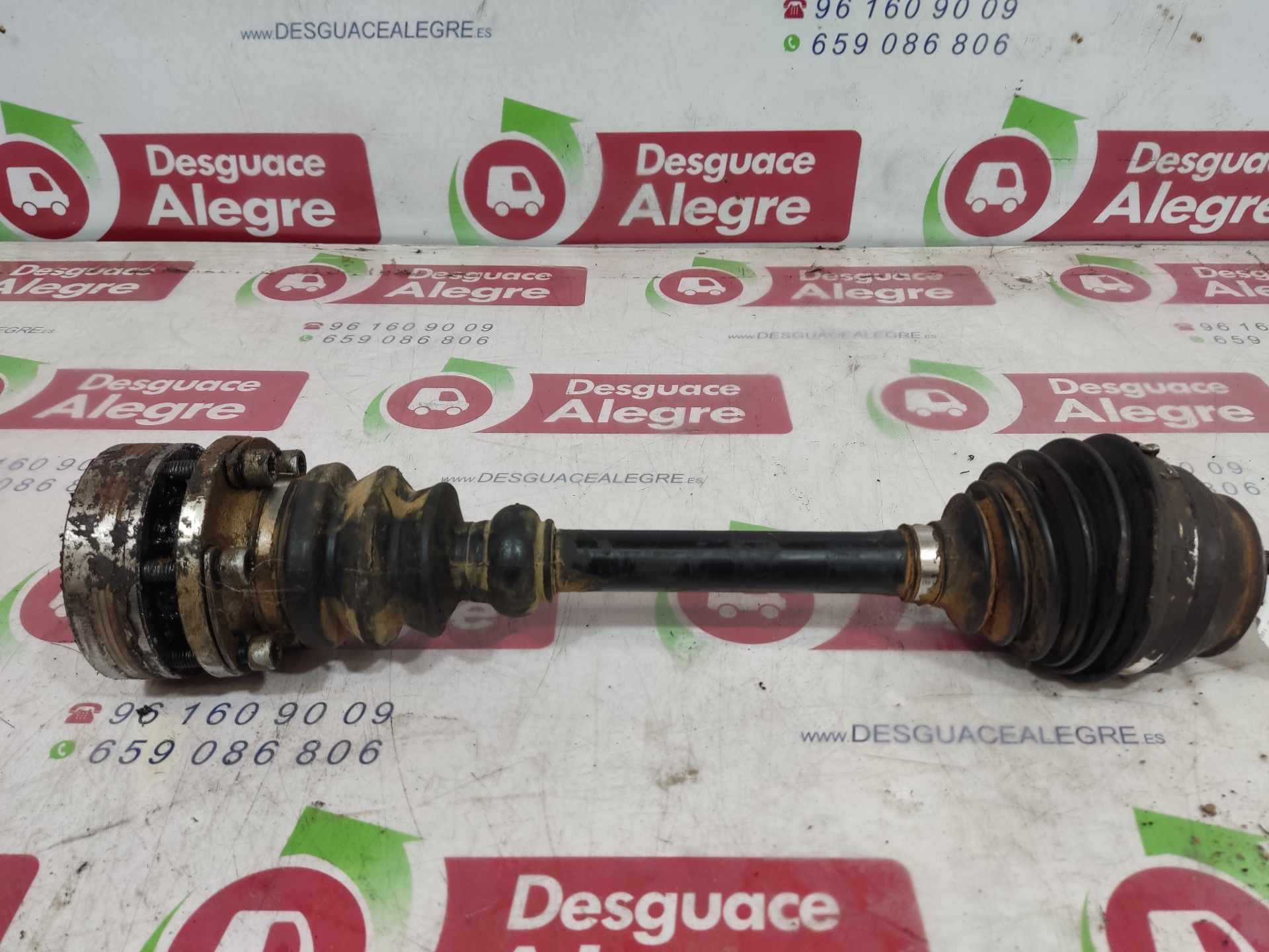 VOLKSWAGEN T4 TRANSPORTER TRANSMISION DELANTERA IZQUIERDA VOLKSWAGEN T4 TRANSPORTER TRANSMISION DELANTERA IZQUIERDA