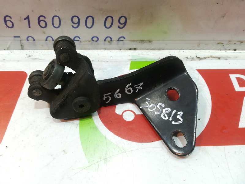 FORD TRANSIT CONNECT SOPORTE GUIA PUERTA CORREDERA FORD TRANSIT CONNECT SOPORTE GUIA PUERTA CORREDERA