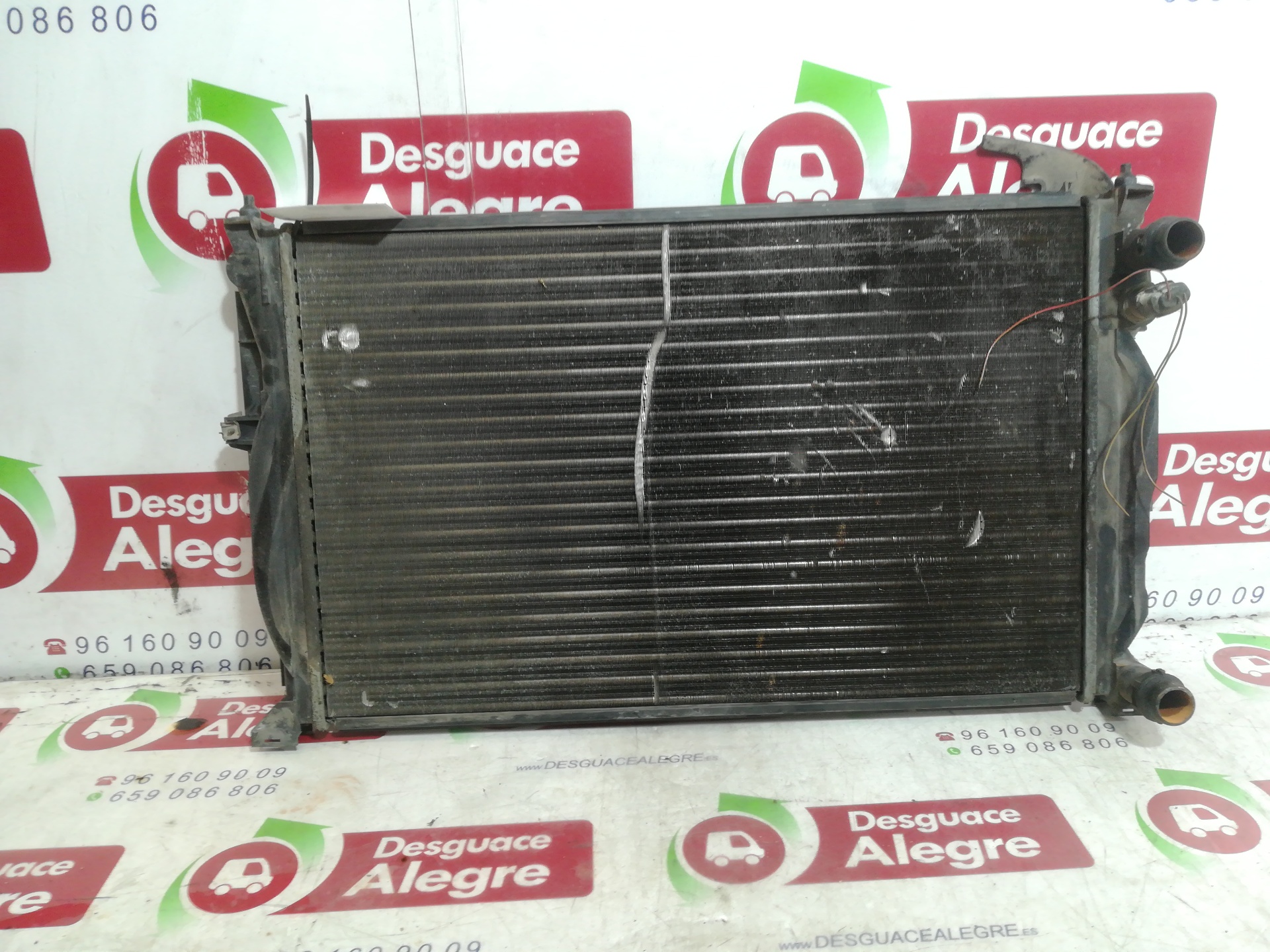 AUDI A4 BERLINA RADIADOR AGUA AUDI A4 BERLINA RADIADOR AGUA