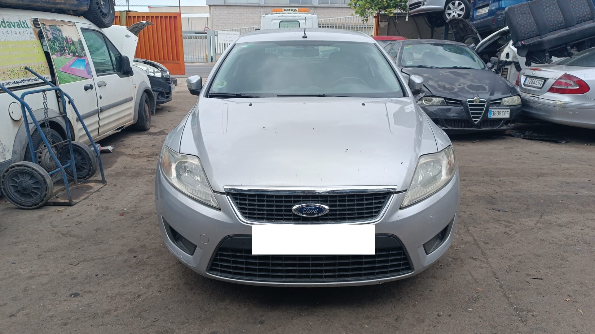 FORD MONDEO BERLINA REFUERZO PARAGOLPES DELANTERO FORD MONDEO BERLINA REFUERZO PARAGOLPES DELANTERO