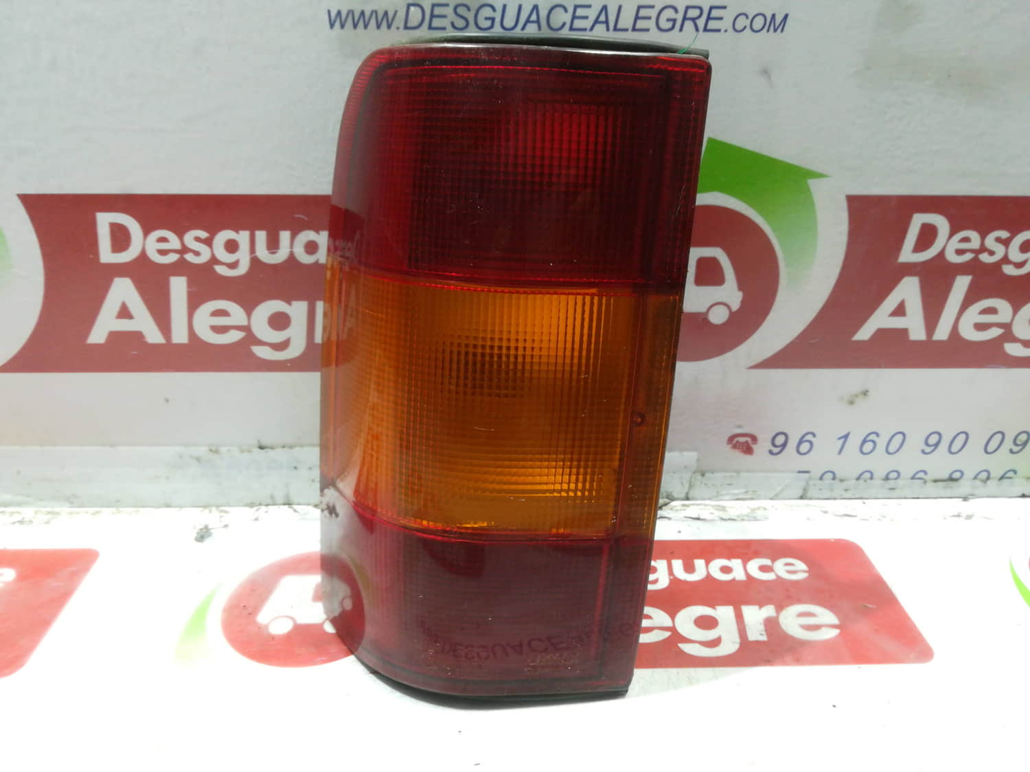 TATA SIN DEFINIR PILOTO TRASERO IZQUIERDO TATA SIN DEFINIR PILOTO TRASERO IZQUIERDO