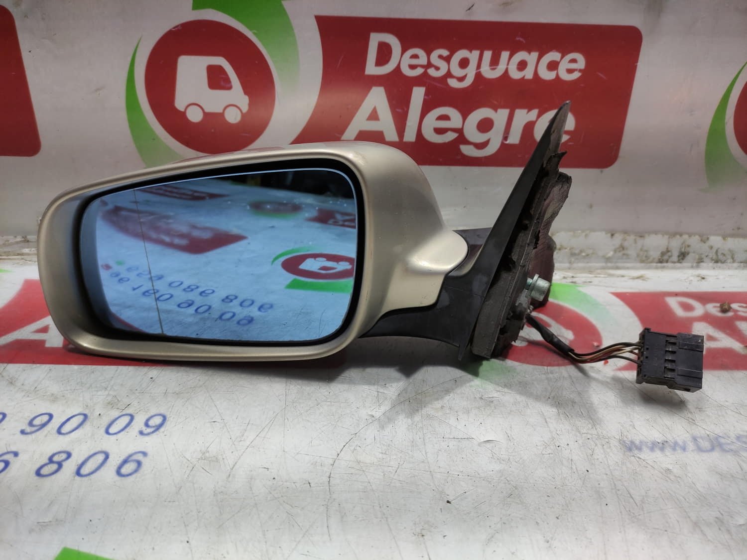 AUDI A6 BERLINA RETROVISOR IZQUIERDO AUDI A6 BERLINA RETROVISOR IZQUIERDO