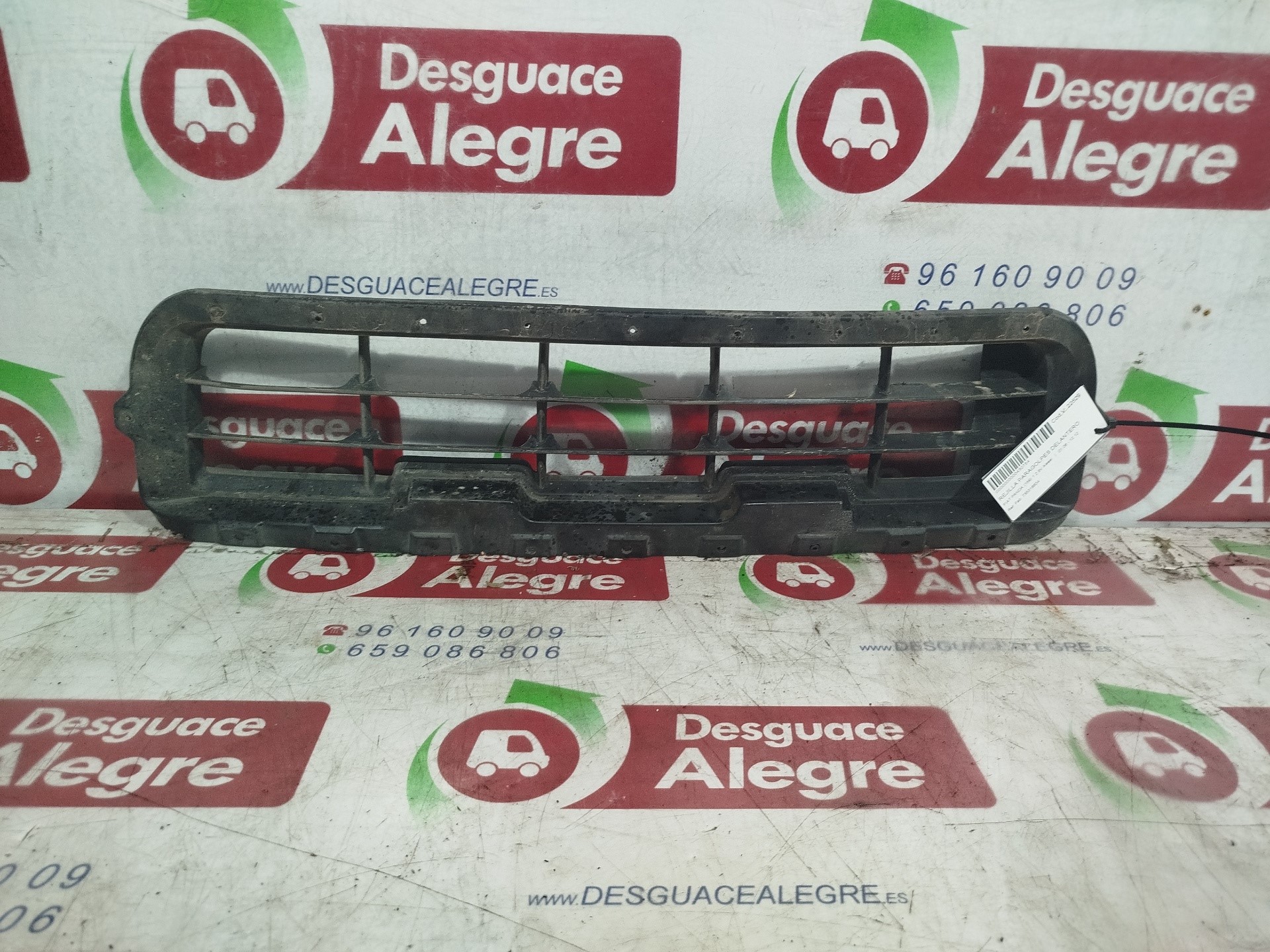 FIAT II PANDA REJILLA PARAGOLPES DELANTERO FIAT II PANDA REJILLA PARAGOLPES DELANTERO