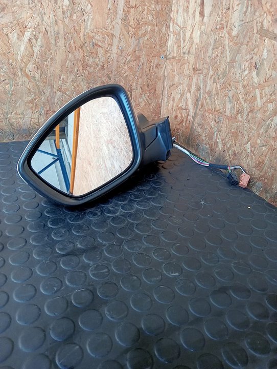Veh&iacute;culo, Recicauto Desguaces