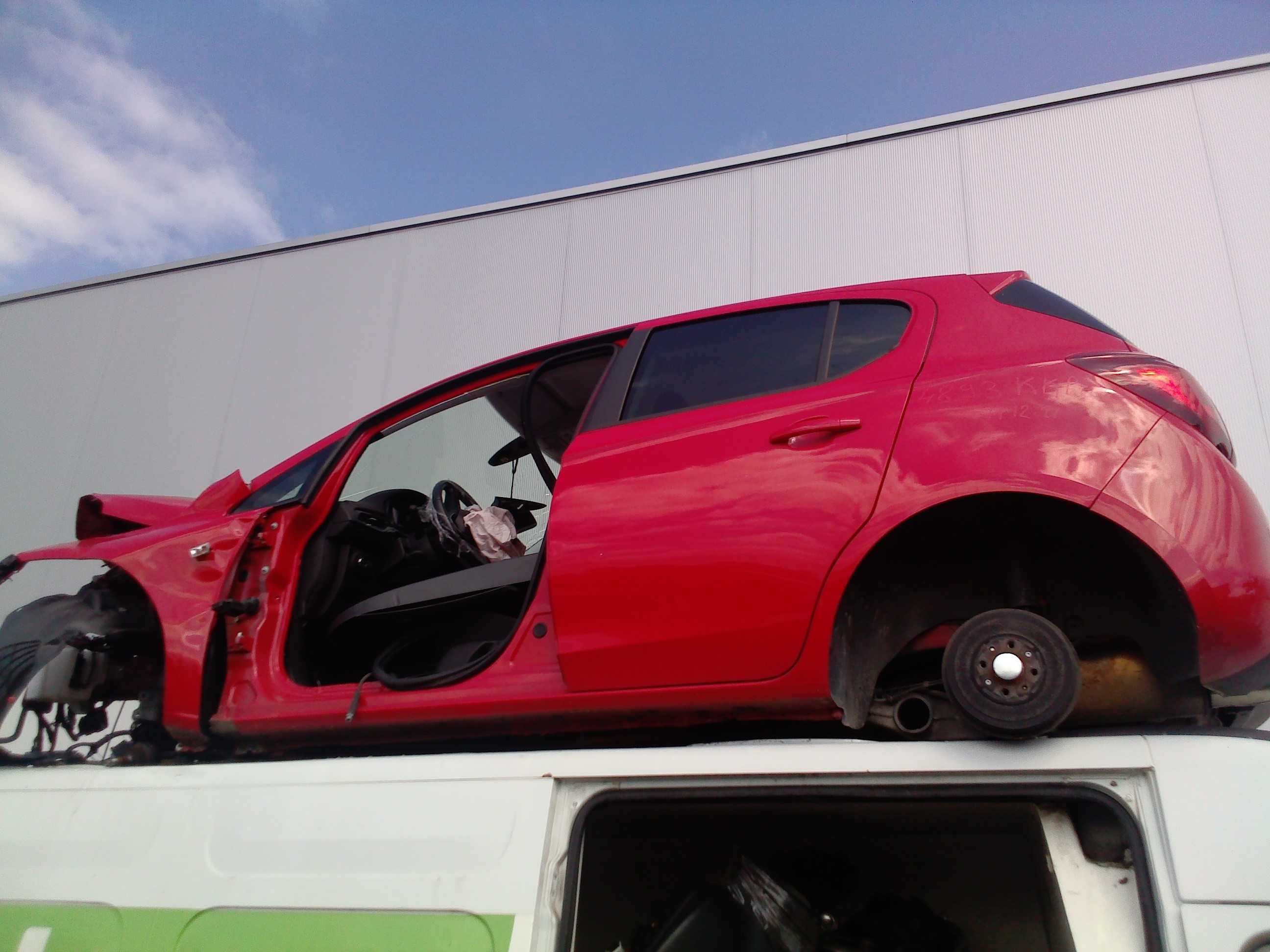   OPEL CORSA E 2324 devimagesvext/fa6623dd-d18d-43a2-9112-2c7826f331a7/migcrv/imagenes/000/000/001/000000001329.jpeg