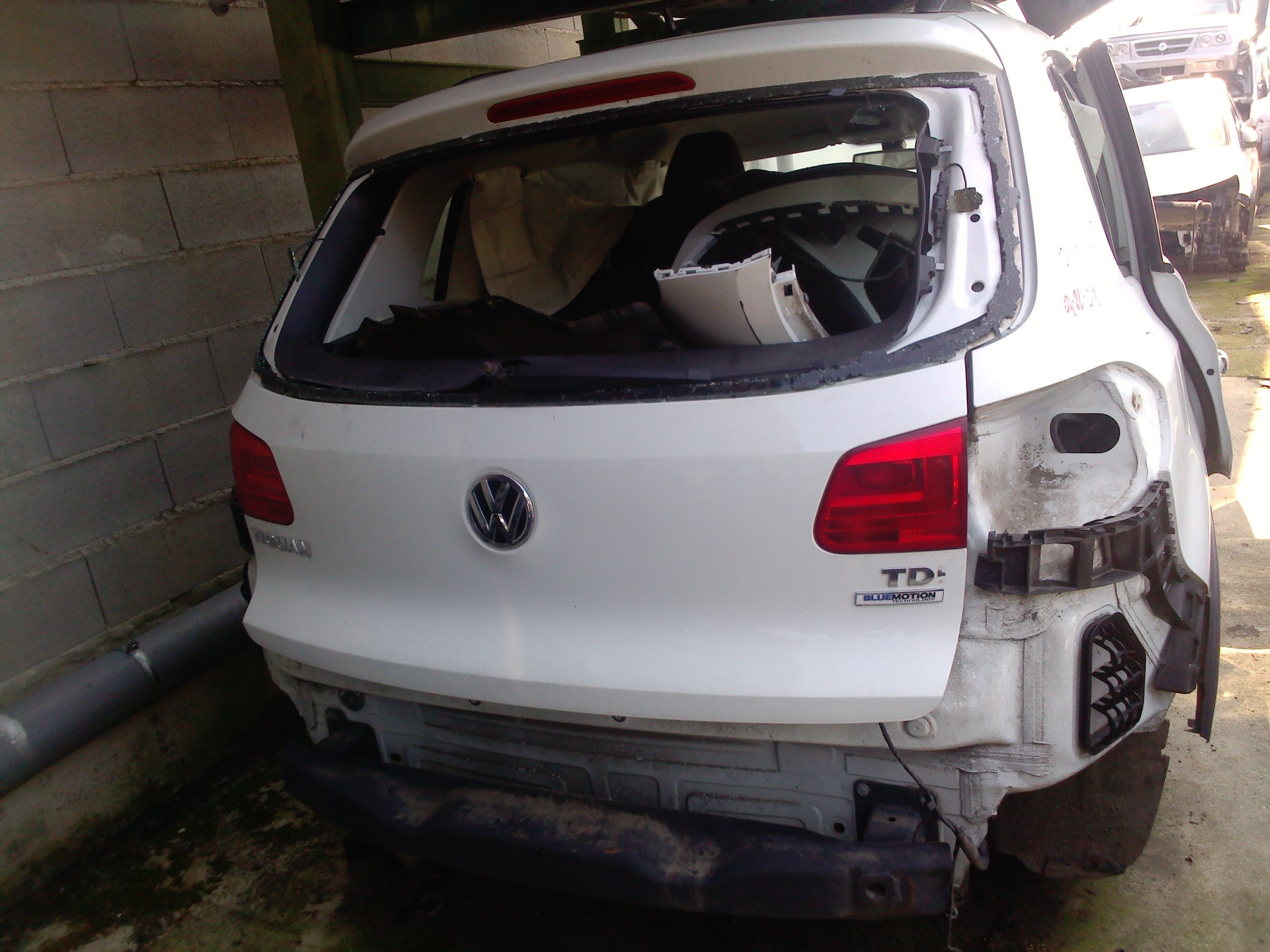 PILOTO TRASERO DERECHO VOLKSWAGEN TIGUAN 1117 devimagesvext/fa6623dd-d18d-43a2-9112-2c7826f331a7/migcrv/imagenes/000/000/001/000000001409.jpeg