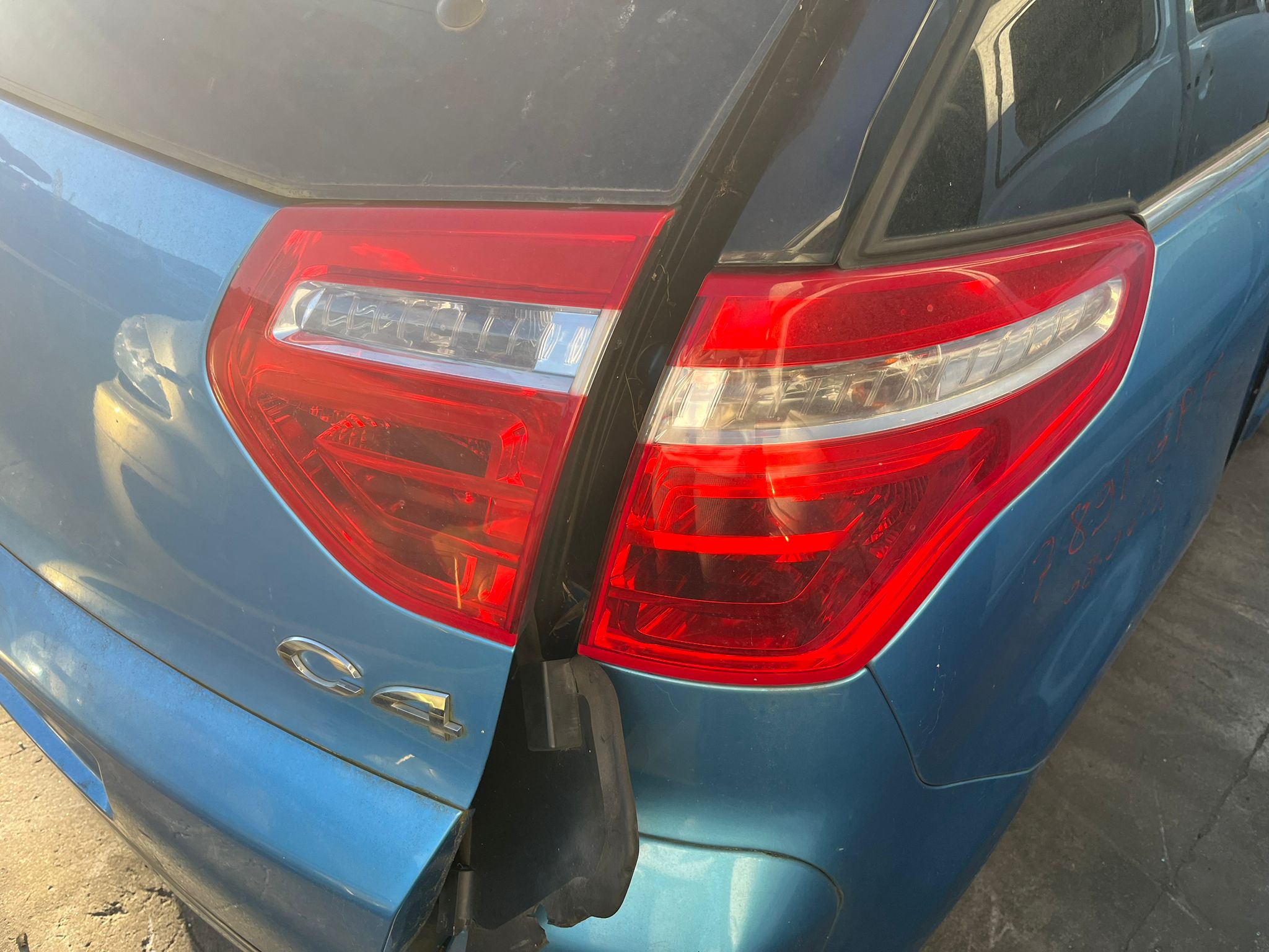  PILOTO TRASERO DERECHO INTERIOR CITROEN C4 PICASSO 2009 1330 devimagesvext/fa6623dd-d18d-43a2-9112-2c7826f331a7/migcrv/imagenes/000/000/002/000000002283.jpeg