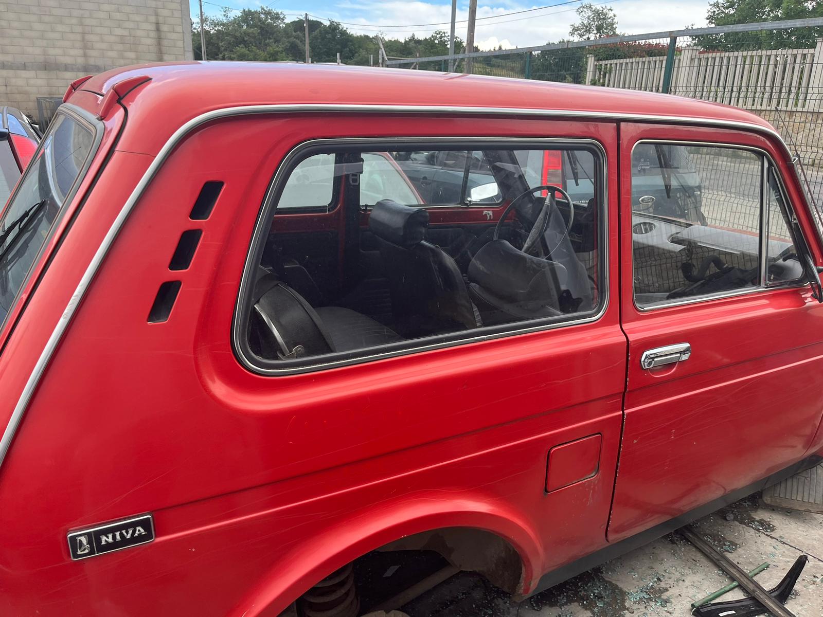   LADA NIVA 1993 59 devimagesvext/fa6623dd-d18d-43a2-9112-2c7826f331a7/migcrv/imagenes/000/000/004/000000004879.jpeg