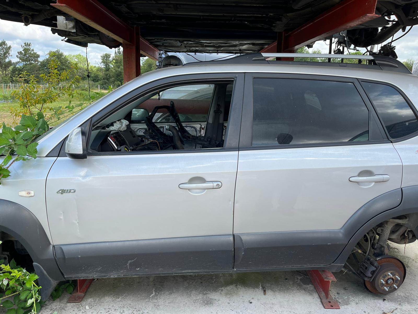  PUERTA TRASERA IZQUIERDA HYUNDAI TUCSON 2010 5899 devimagesvext/fa6623dd-d18d-43a2-9112-2c7826f331a7/migcrv/imagenes/000/000/005/000000005654.jpeg