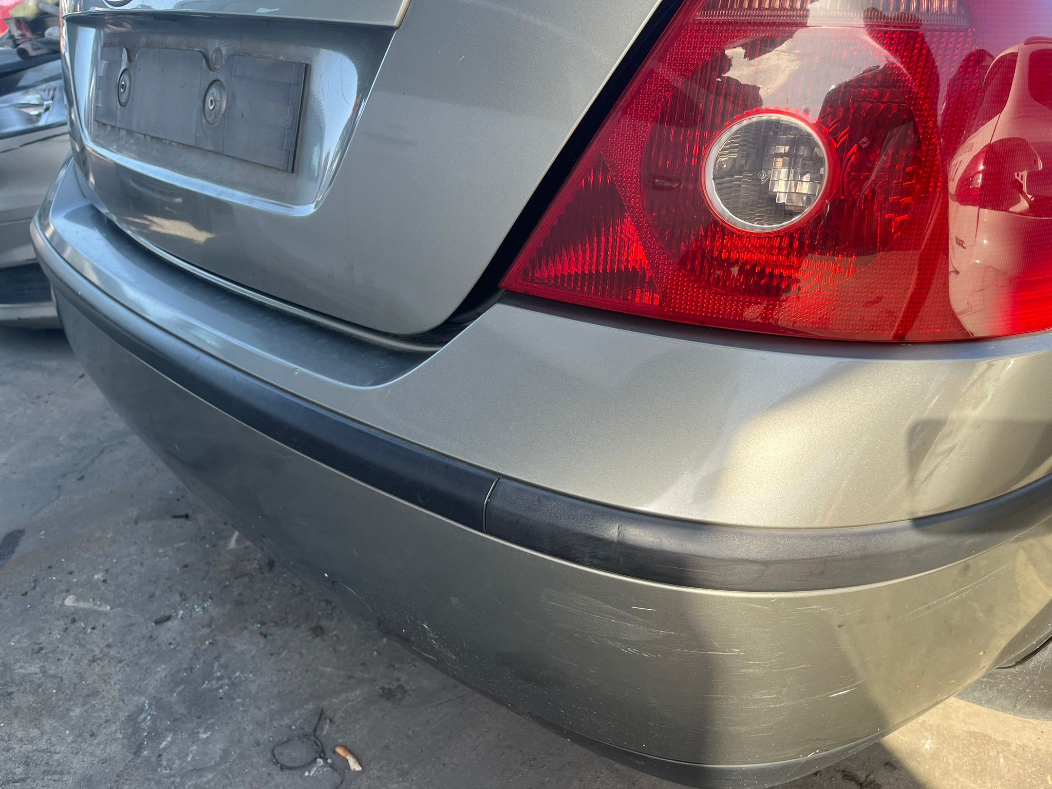  PARAGOLPES TRASERO FORD MONDEO BERLINA 2001 7169 devimagesvext/fa6623dd-d18d-43a2-9112-2c7826f331a7/migcrv/imagenes/000/000/008/000000008680.jpeg