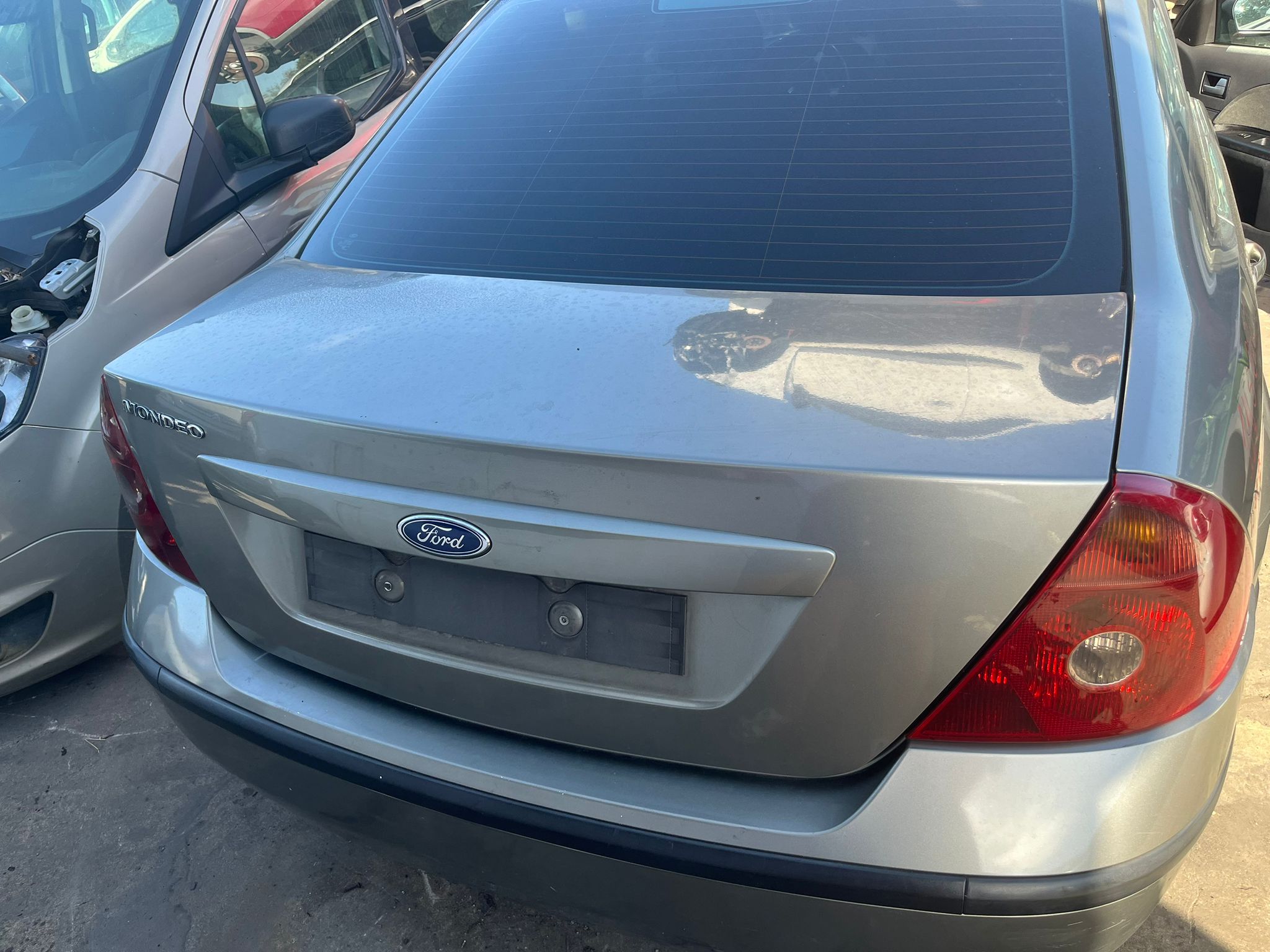  TAPA MALETERO FORD MONDEO BERLINA 2001 7298 devimagesvext/fa6623dd-d18d-43a2-9112-2c7826f331a7/migcrv/imagenes/000/000/008/000000008688.jpeg