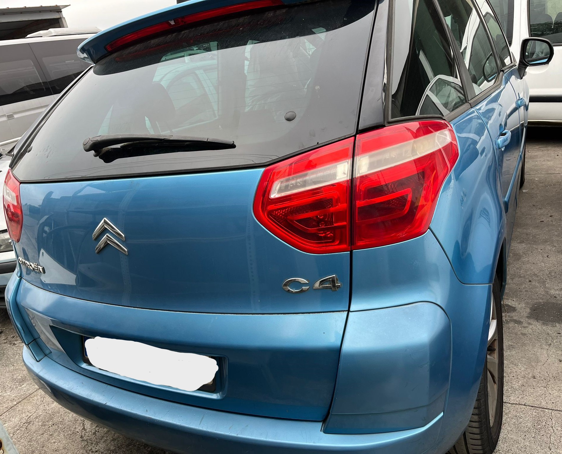  PILOTO TRASERO DERECHO INTERIOR CITROEN C4 PICASSO 2007 1329 devimagesvext/fa6623dd-d18d-43a2-9112-2c7826f331a7/migcrv/imagenes/000/000/008/000000008928.jpeg