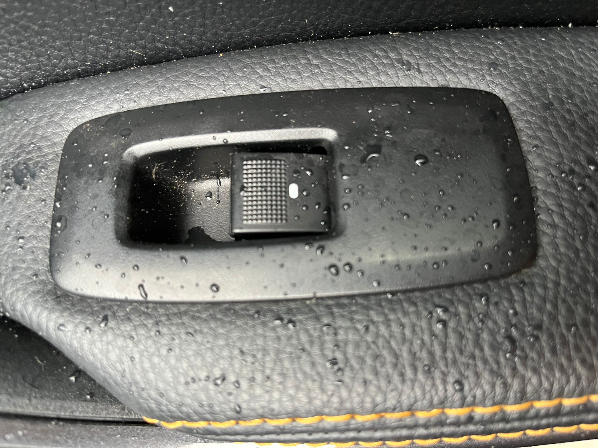  BOTONERA FORD RANGER 2021 3642 devimagesvext/fa6623dd-d18d-43a2-9112-2c7826f331a7/migcrv/imagenes/000/000/009/000000009984.jpeg