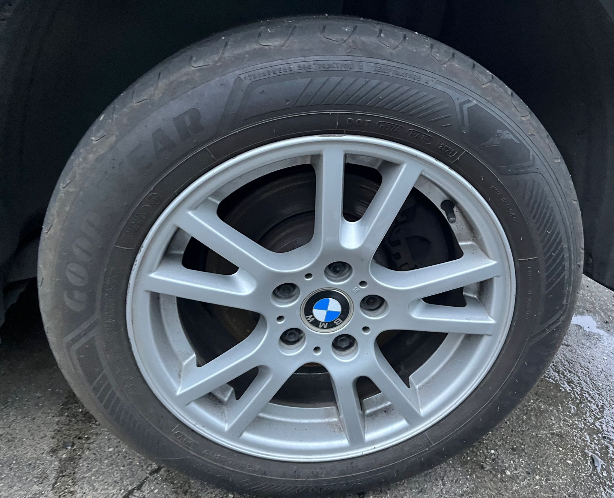   BMW X3 2007 2121 devimagesvext/fa6623dd-d18d-43a2-9112-2c7826f331a7/migcrv/imagenes/000/000/010/000000010670.jpeg