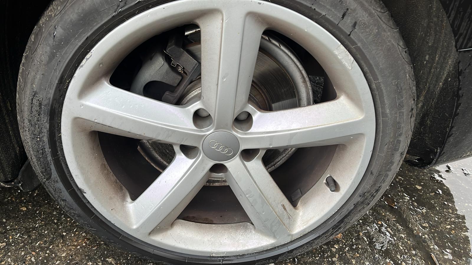  PINZA DE FRENO TRASERA IZQUIERDA AUDI A5 COUPE 2009 1833 devimagesvext/fa6623dd-d18d-43a2-9112-2c7826f331a7/migcrv/imagenes/000/000/012/000000012228.jpeg