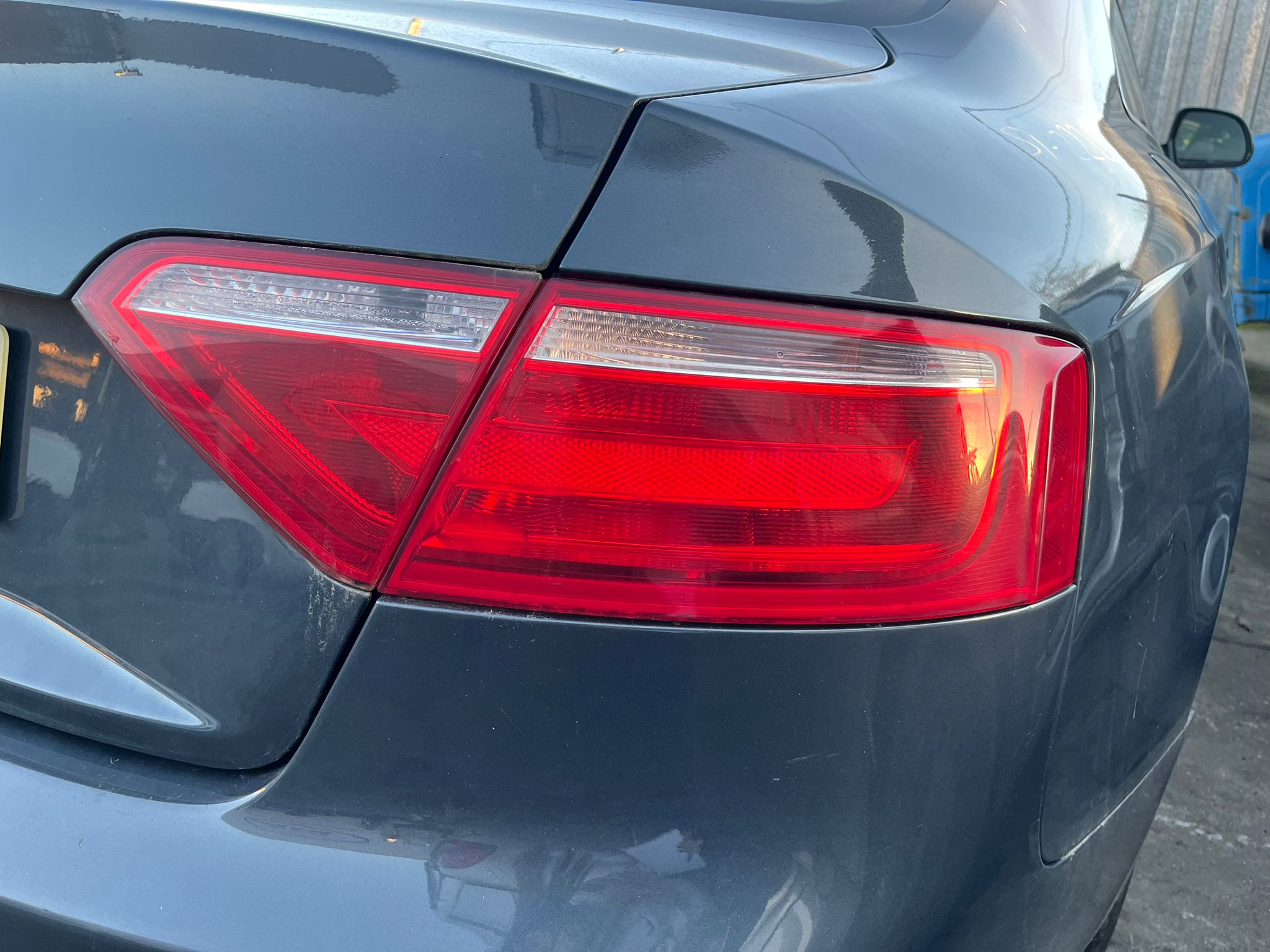  PILOTO TRASERO DERECHO AUDI A5 COUPE 2008 983 devimagesvext/fa6623dd-d18d-43a2-9112-2c7826f331a7/migcrv/imagenes/000/000/012/000000012832.jpeg