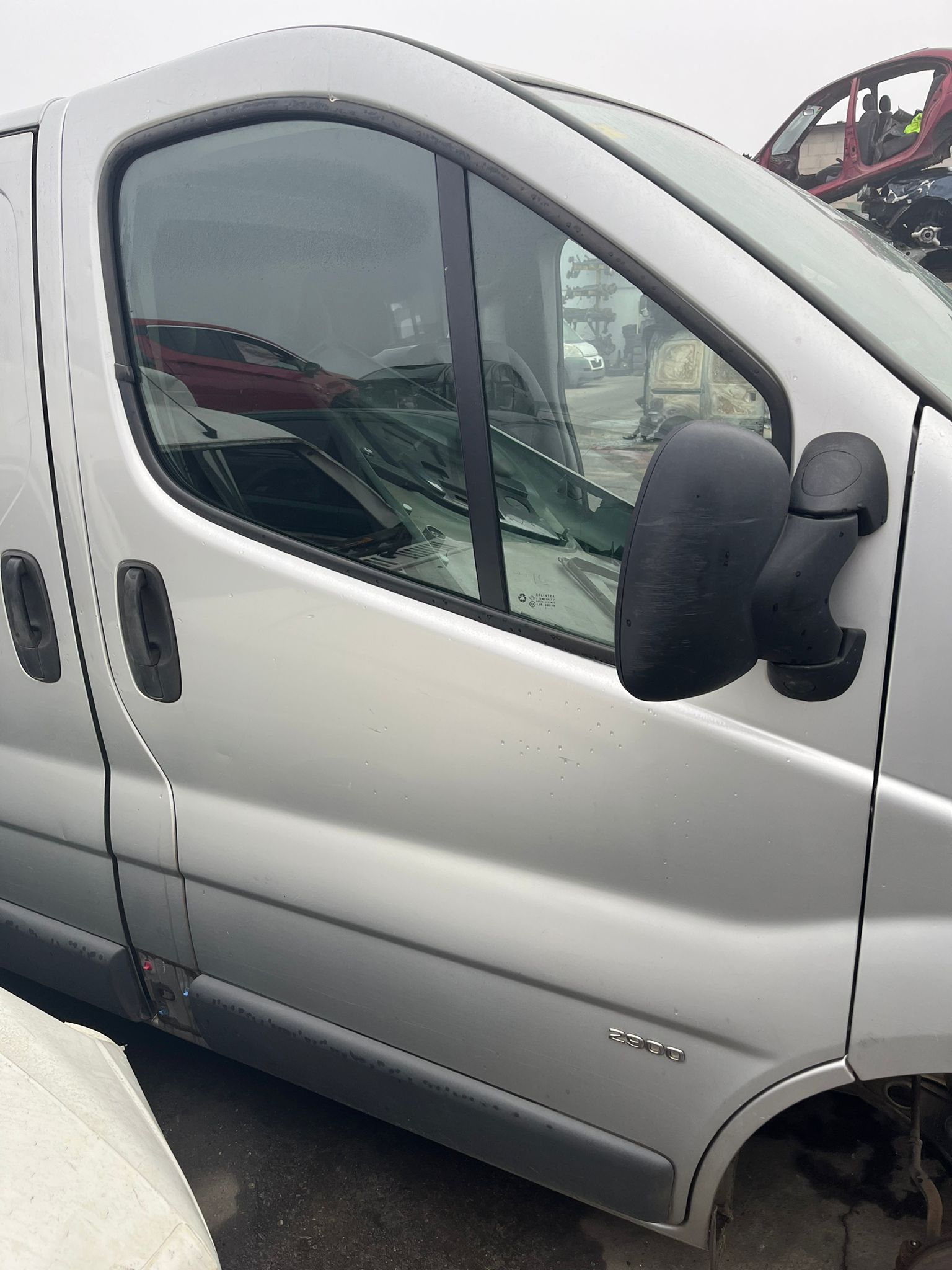  PUERTA DELANTERA DERECHA OPEL VIVARO FURGÓNCOMBI 2007 5470 devimagesvext/fa6623dd-d18d-43a2-9112-2c7826f331a7/migcrv/imagenes/000/000/013/000000013236.jpeg