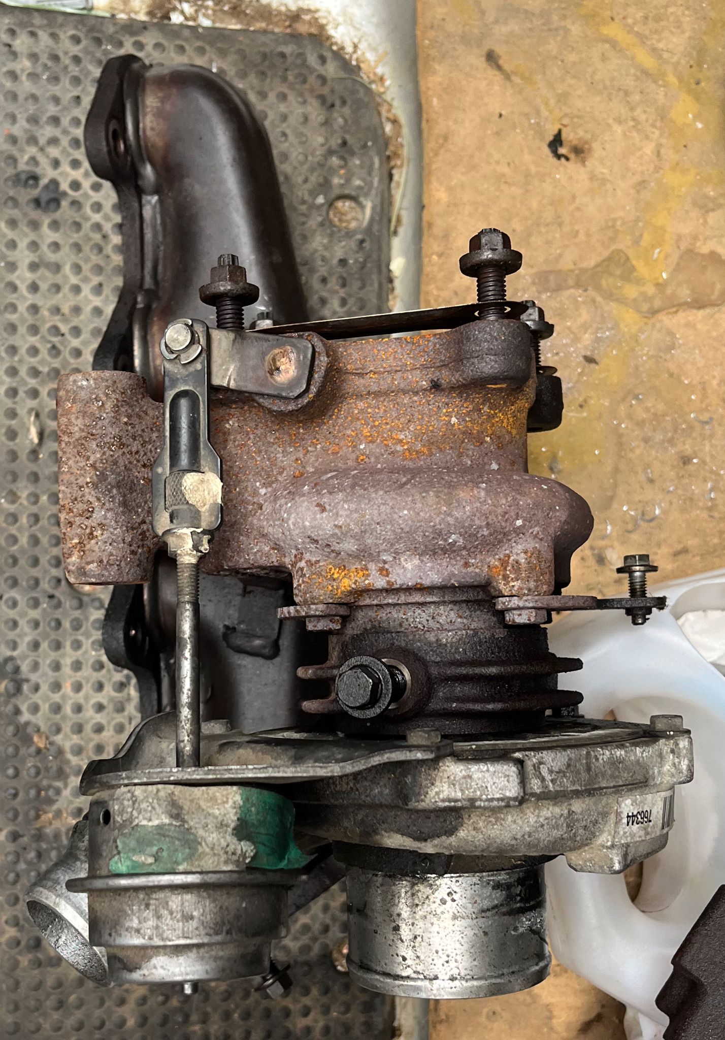  TURBOCOMPRESOR OPEL VIVARO FURGÓNCOMBI 2007 2315 devimagesvext/fa6623dd-d18d-43a2-9112-2c7826f331a7/migcrv/imagenes/000/000/013/000000013252.jpeg