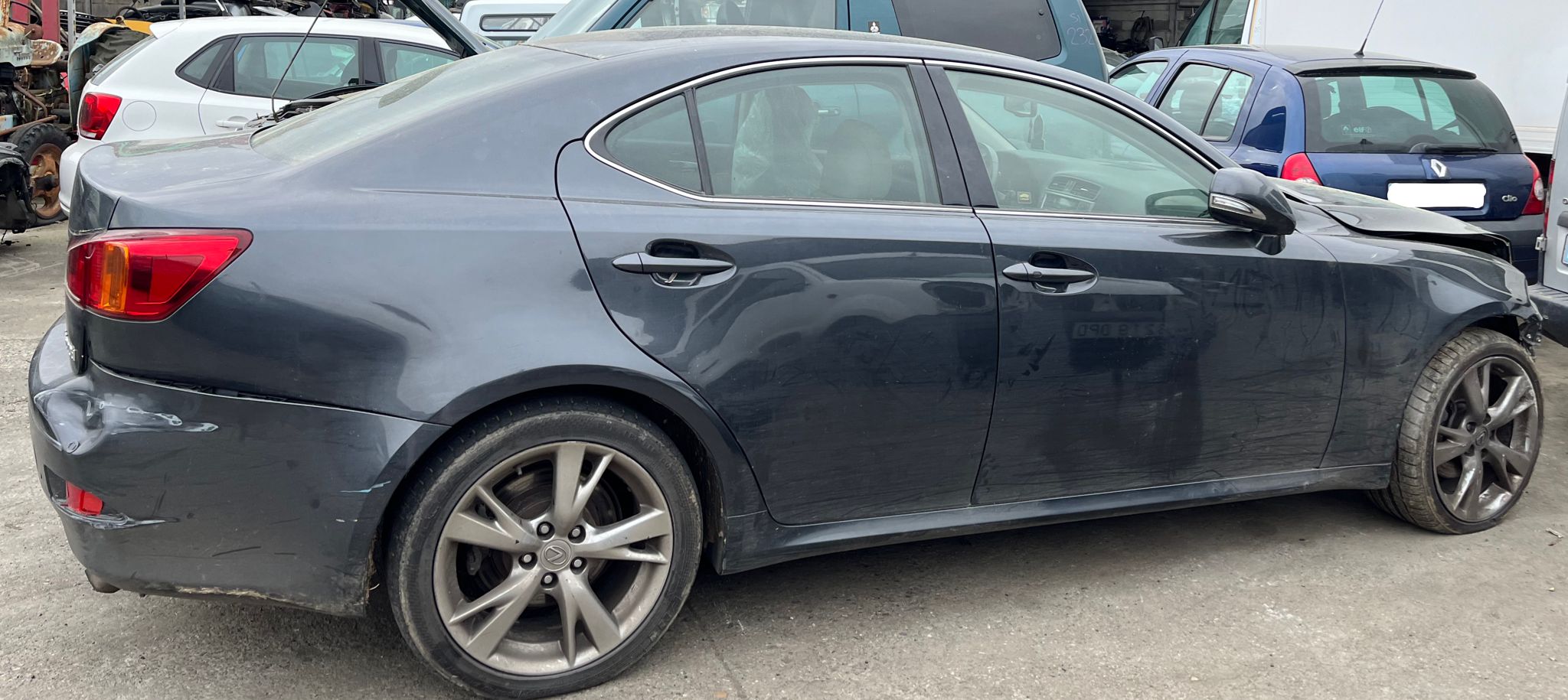  TAPA MALETERO LEXUS IS 2010 7271 devimagesvext/fa6623dd-d18d-43a2-9112-2c7826f331a7/migcrv/imagenes/000/000/013/000000013838.jpeg