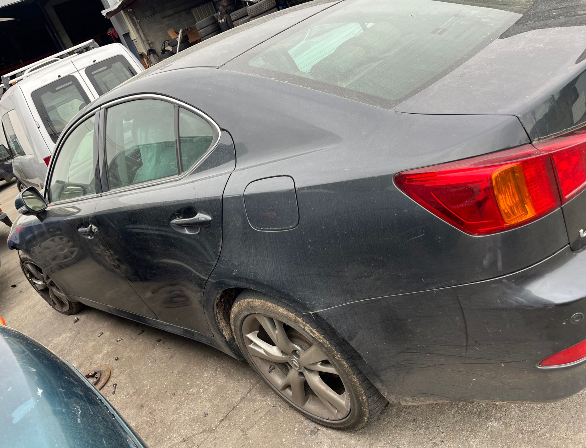  TAPA MALETERO LEXUS IS 2010 7271 devimagesvext/fa6623dd-d18d-43a2-9112-2c7826f331a7/migcrv/imagenes/000/000/013/000000013840.jpeg