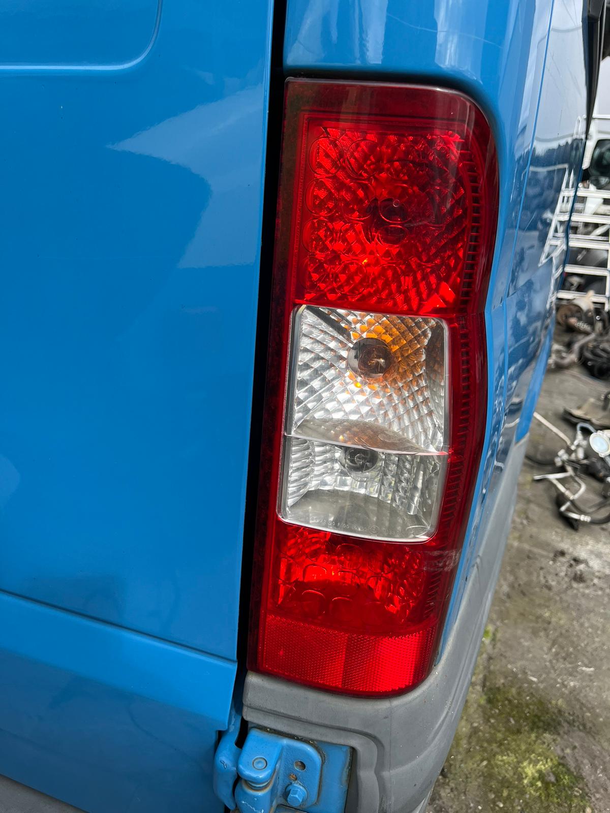  PILOTO TRASERO DERECHO FORD TRANSIT COMBI 2011 1237 devimagesvext/fa6623dd-d18d-43a2-9112-2c7826f331a7/migcrv/imagenes/000/000/014/000000014328.jpeg